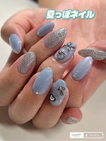 sanae.y on LIPS 「今年のネイル7選!
どれもお気に入りだなあ〜!
フットネイルも..」(9枚目)