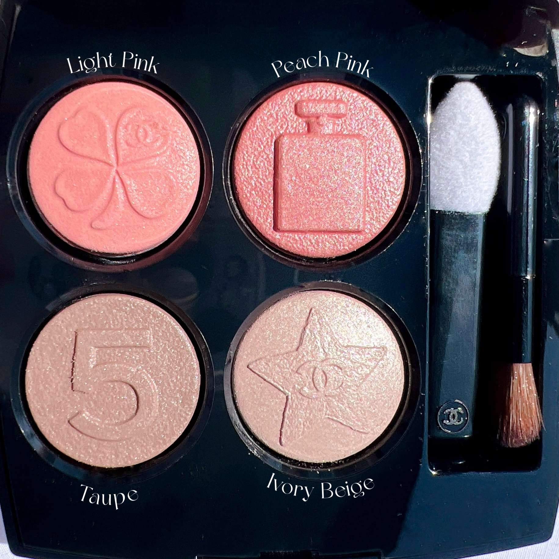 【未使用】シャネル アイシャドウパレット レキャトルオンブル 2025年秋新作アイシャドウパレット】レ キャトル オンブル