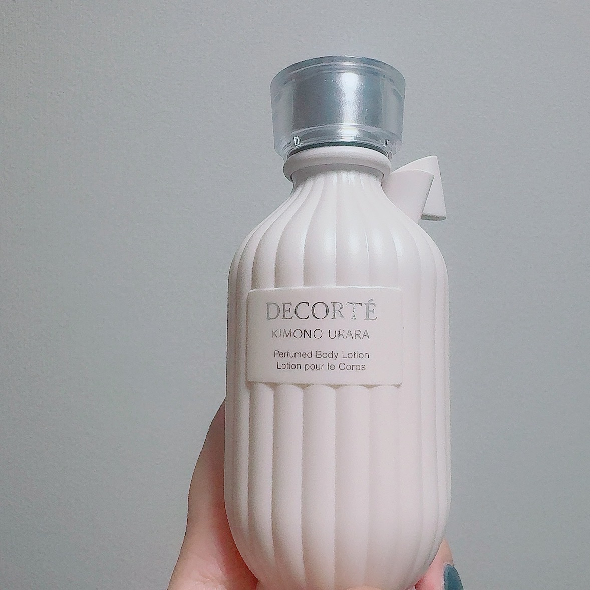 試してみた】キモノ ウララ パフュームド ボディローション DECORTÉの