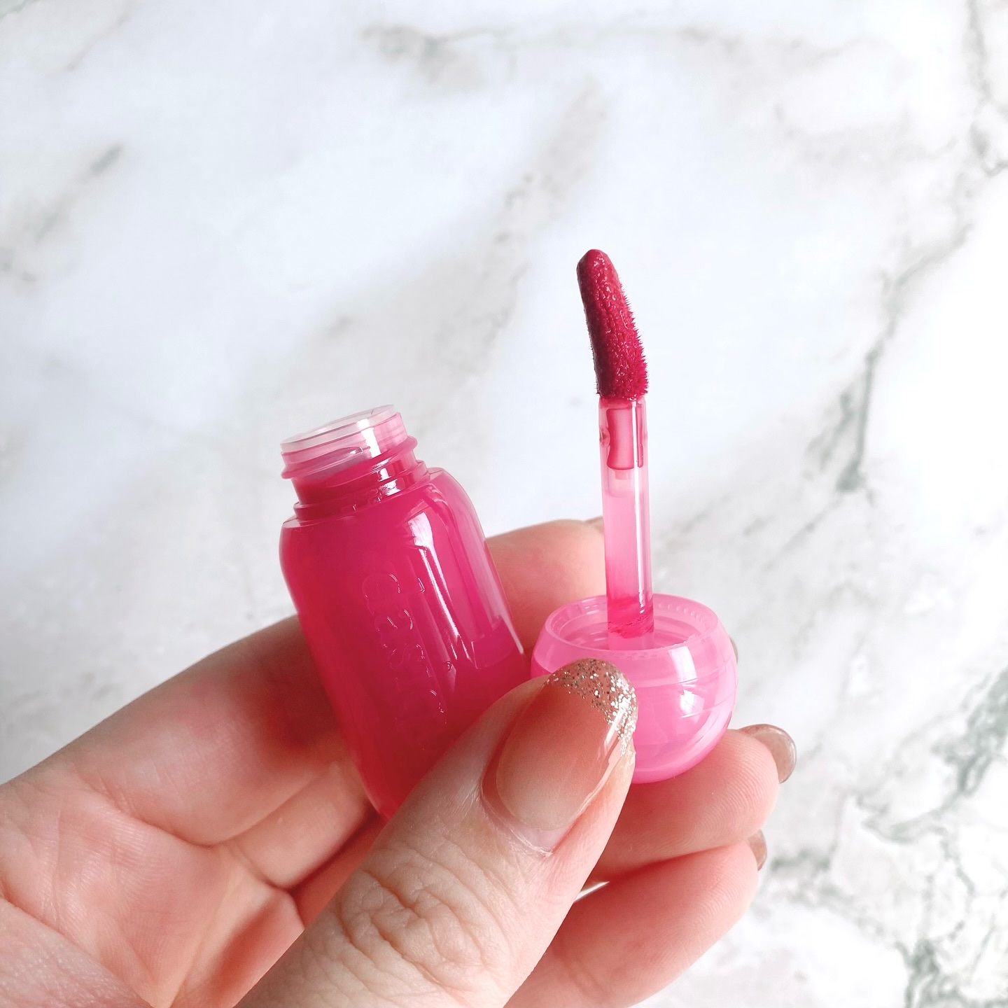 ジューシーデューイグロウティント 13 ミキシングチェリー/dasique/リップティントを使ったクチコミ（3枚目）