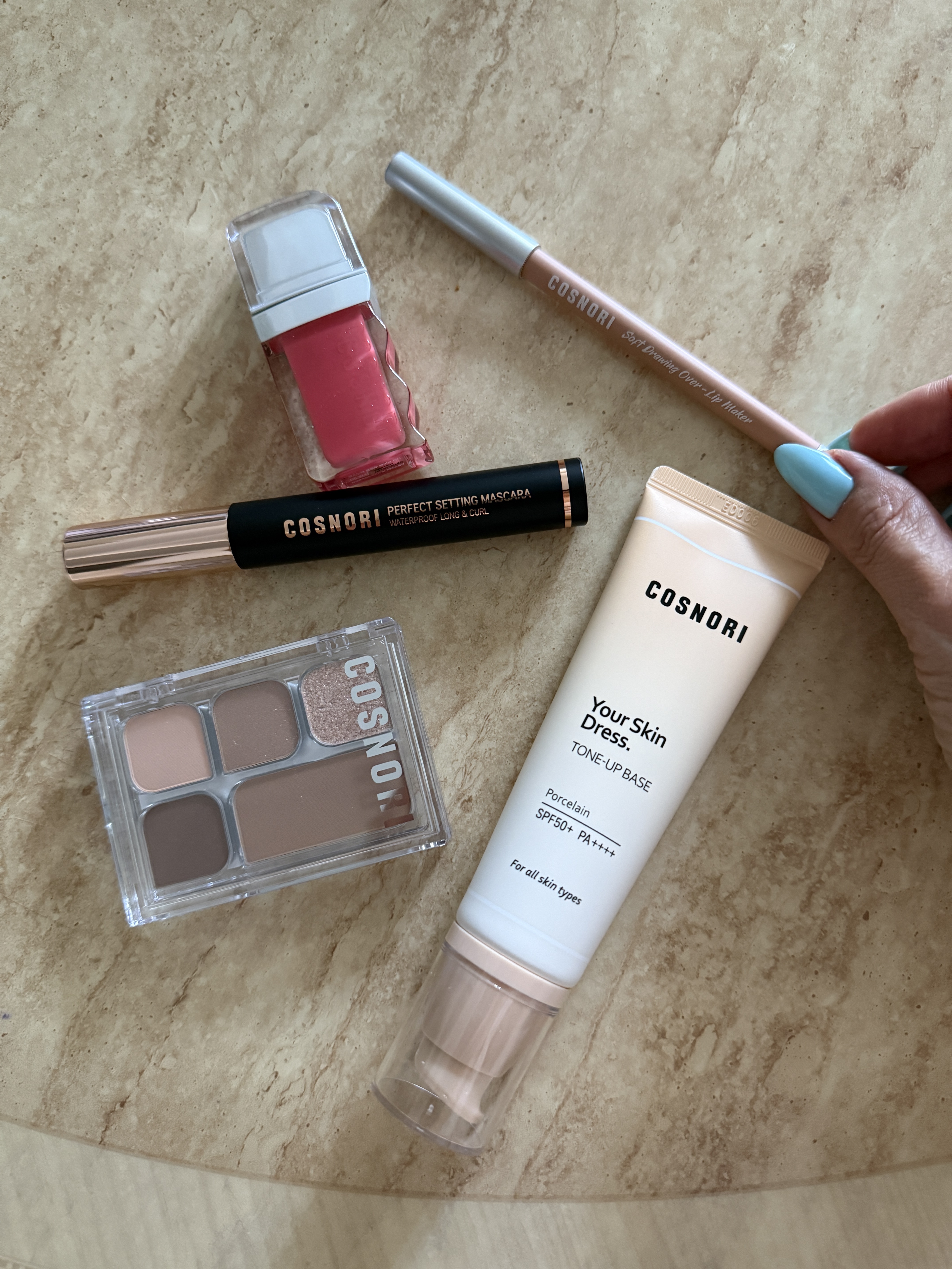 ユアースキンドレストーンアップベース/COSNORI/化粧下地を使ったクチコミ（3枚目）