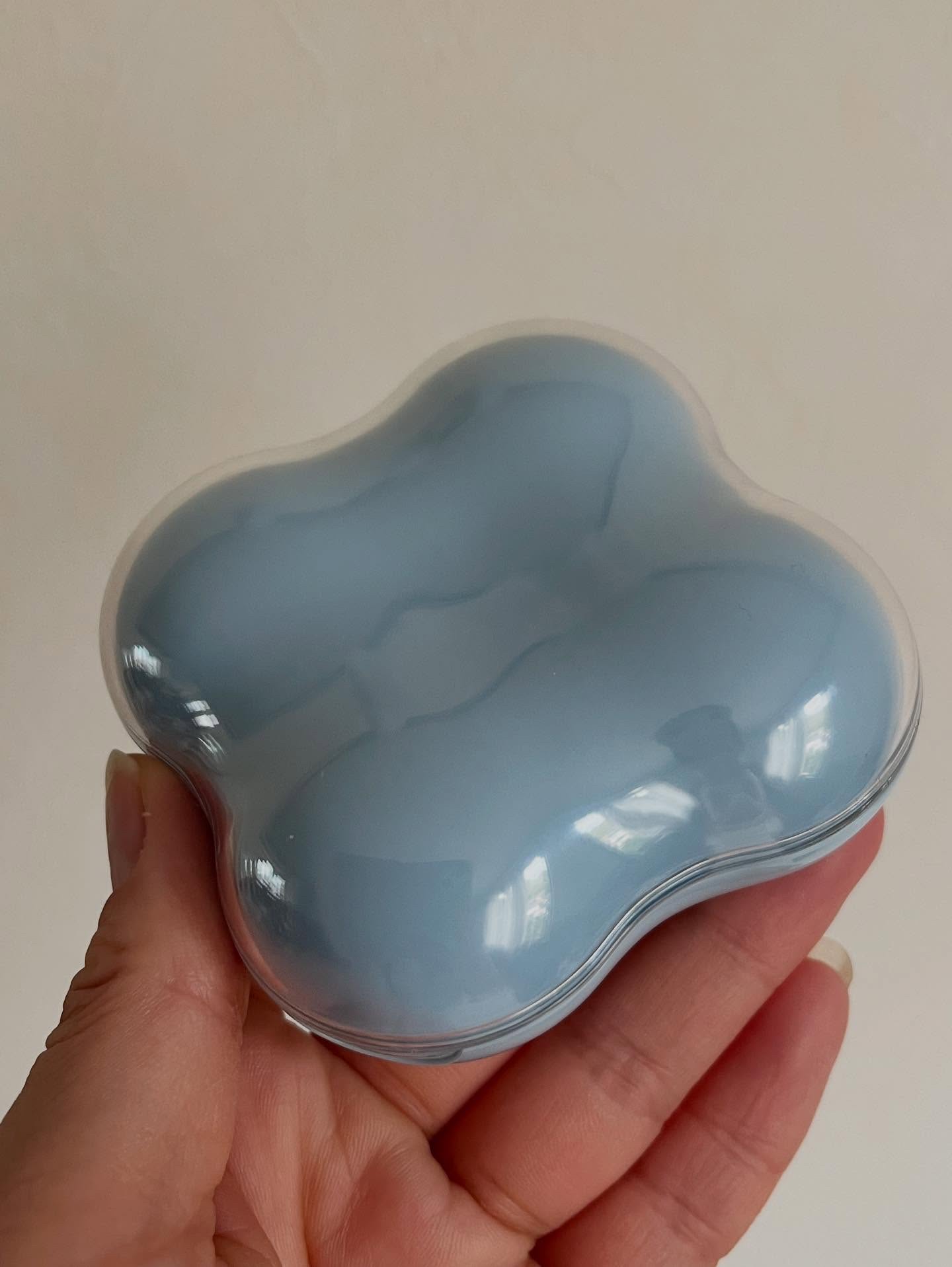 クラウドフィルタークッション/ETUDE/クッションファンデーションを使ったクチコミ（3枚目）