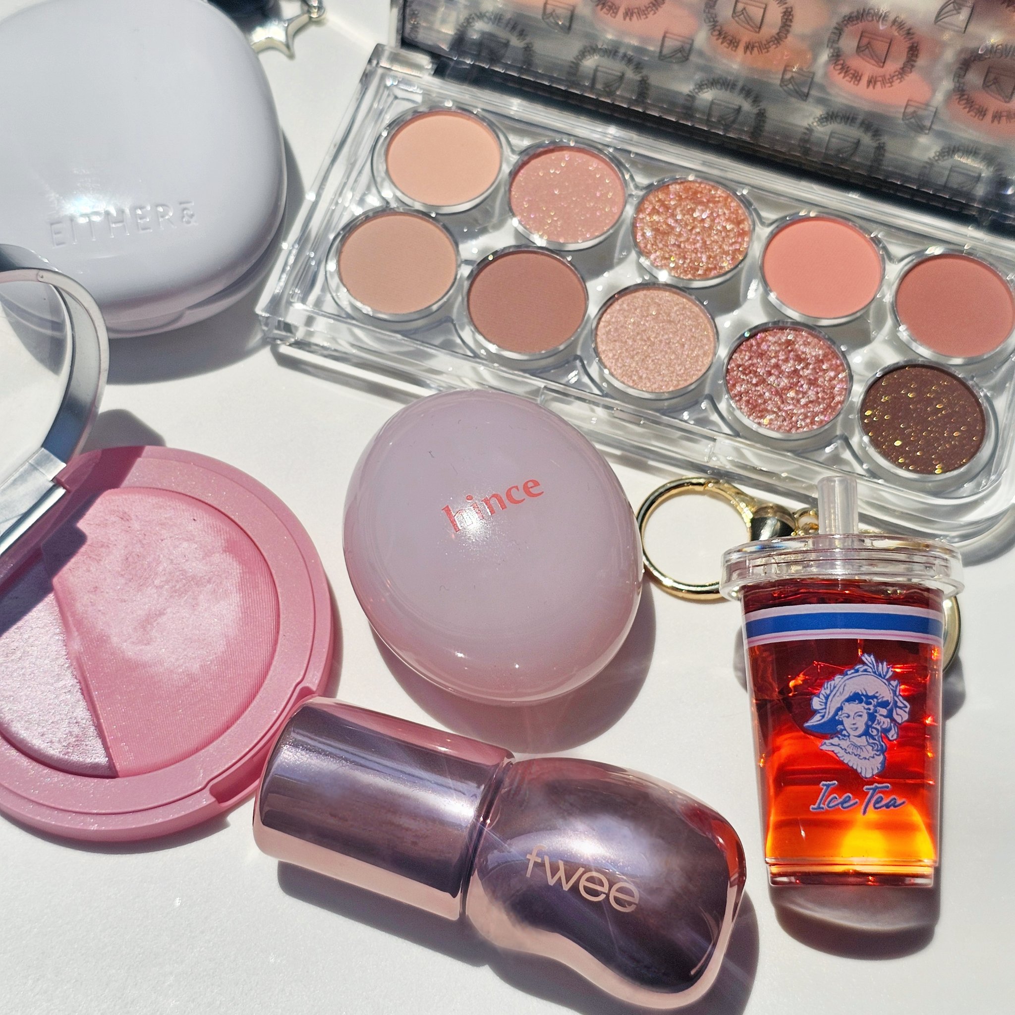 ロウグロウデューイーボール/hince/リップバームを使ったクチコミ（2枚目）