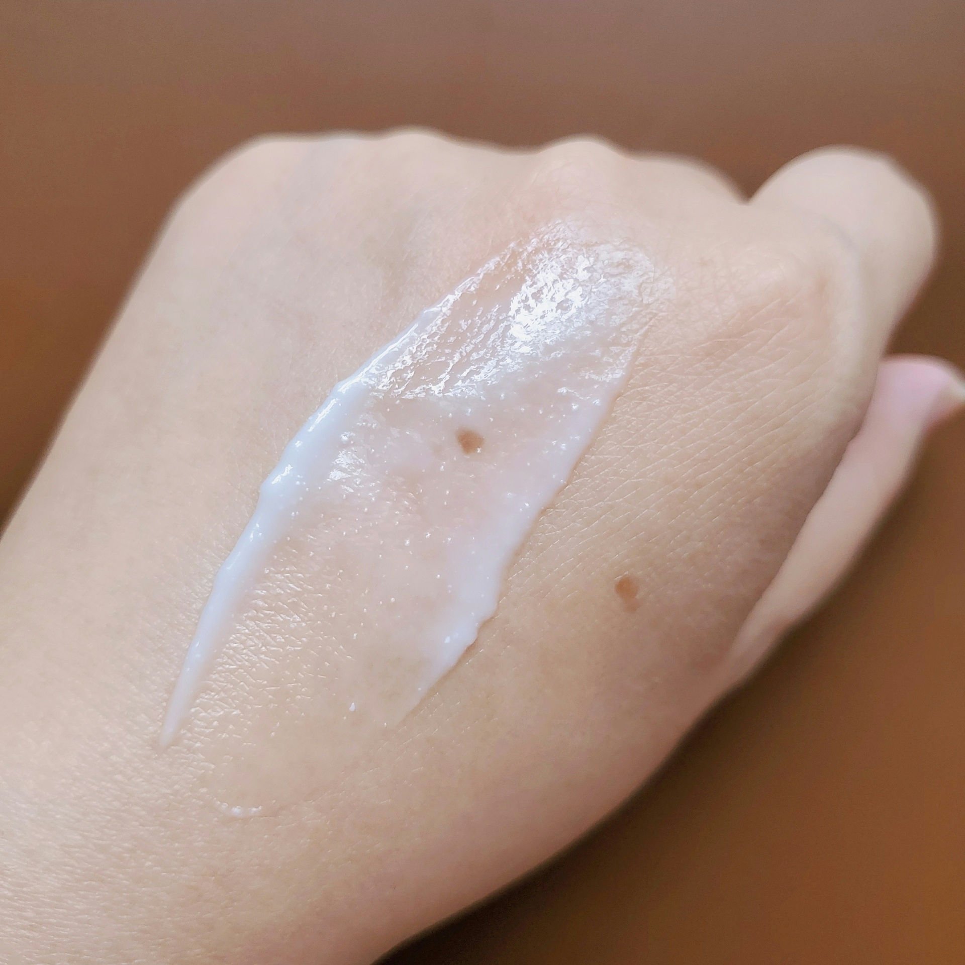 マデカクリームタイムリバース/センテリアン24/フェイスクリームを使ったクチコミ（3枚目）