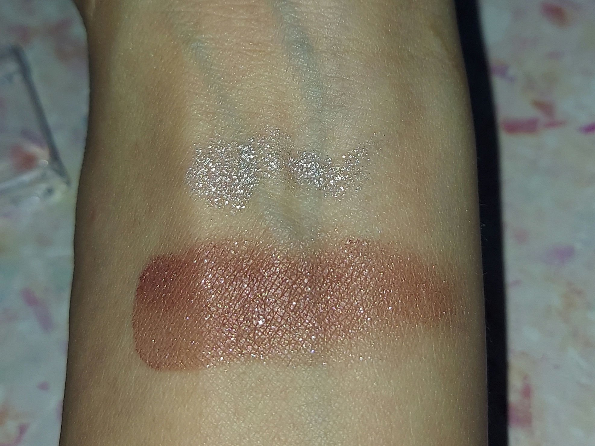 シャドーカスタマイズ/MAJOLICA MAJORCA/単色アイシャドウを使ったクチコミ（2枚目）