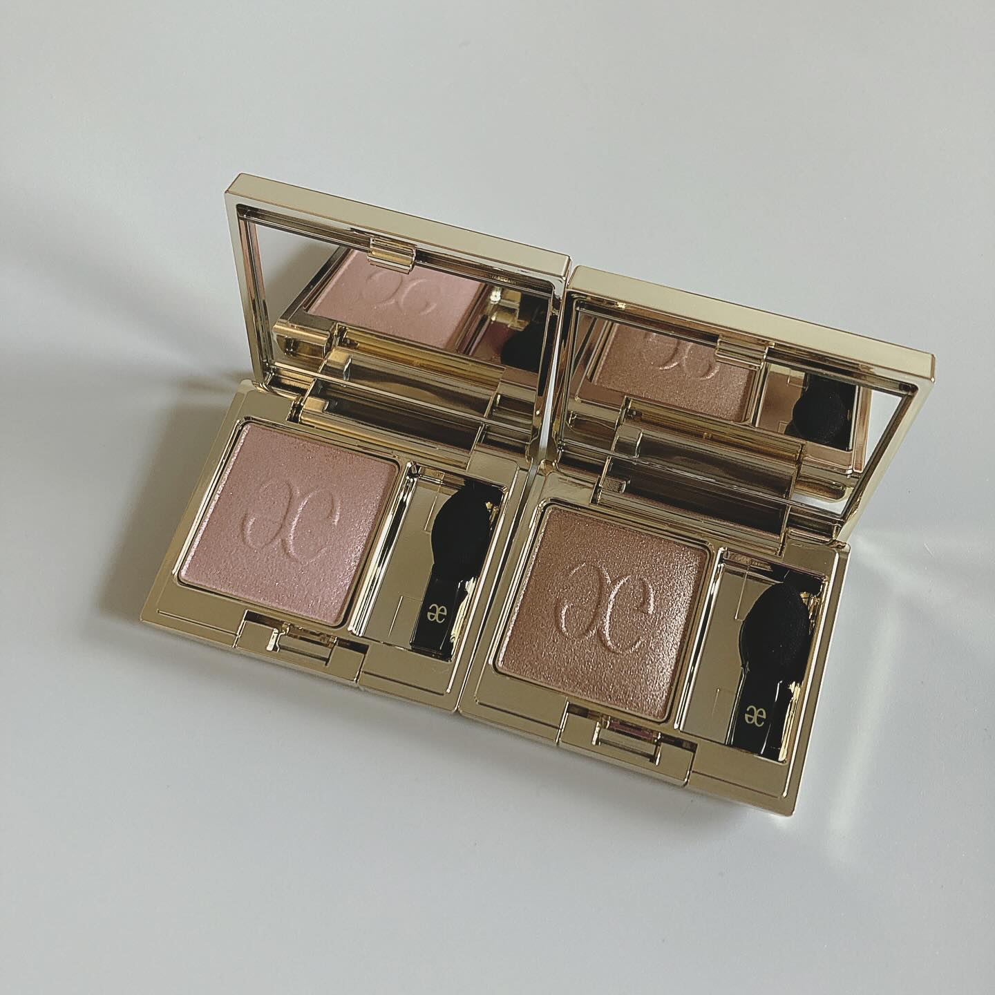 エレガンス プレジール アイズ/Elégance/単色アイシャドウを使ったクチコミ（1枚目）