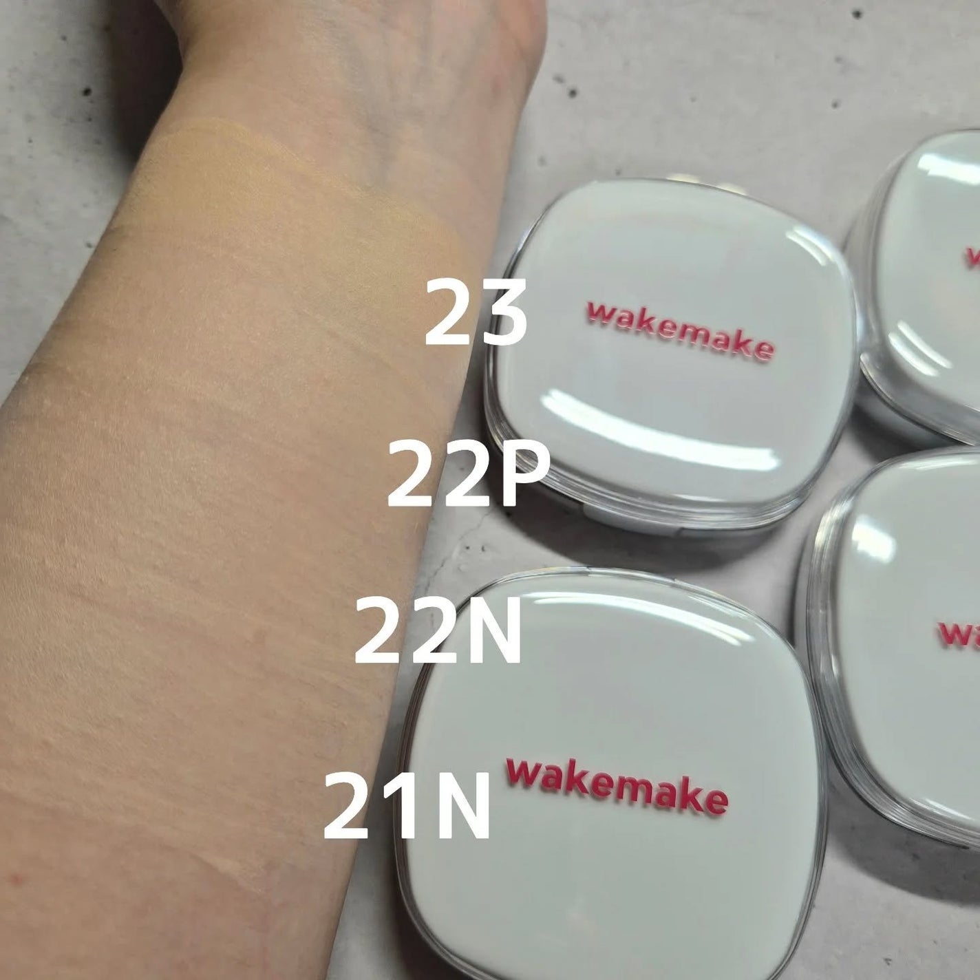 シームレスウェアクッション/wakemake/クッションファンデーションを使ったクチコミ(3枚目)