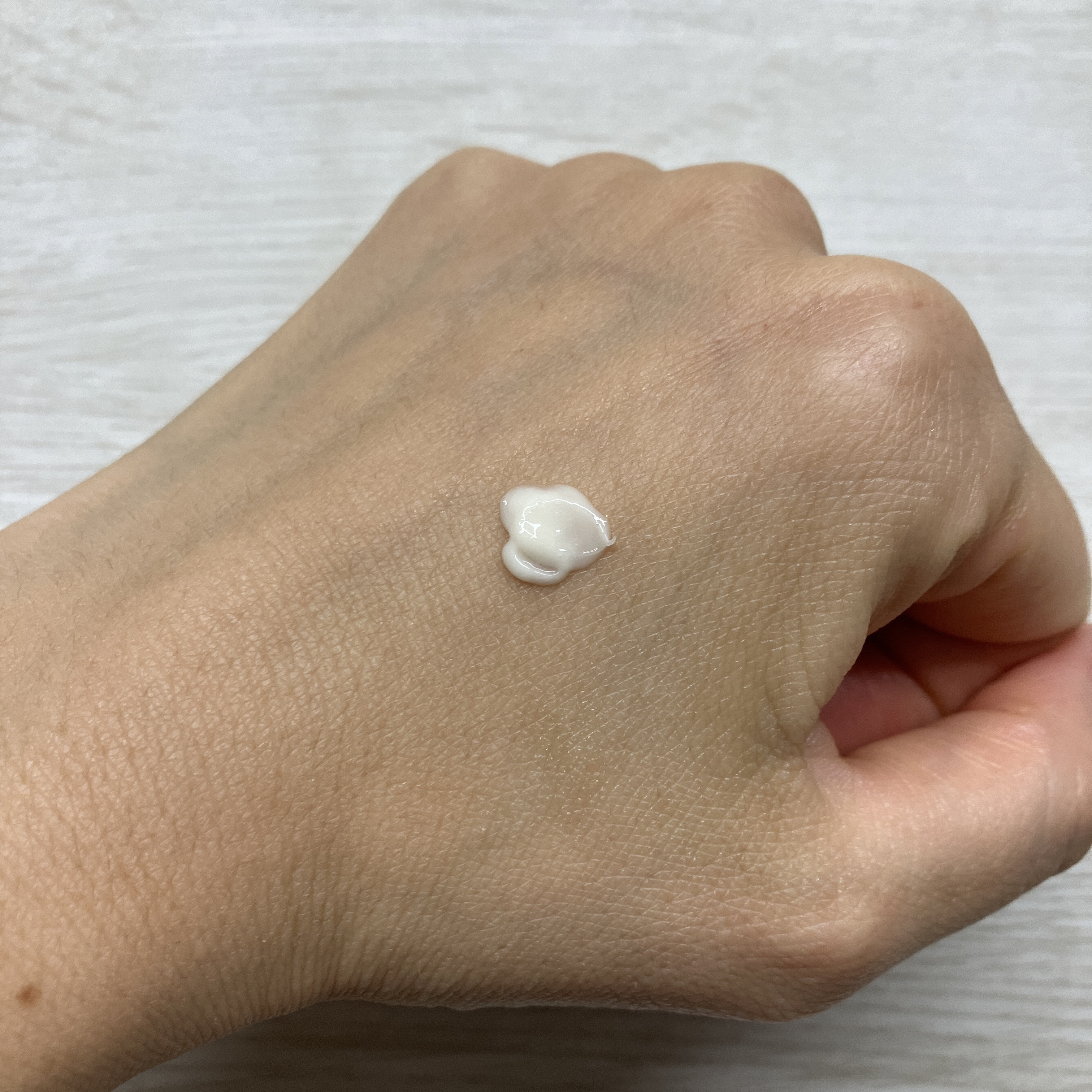 レッドプロレチノールセラム 50ml /THE FACE SHOP/美容液を使ったクチコミ（2枚目）