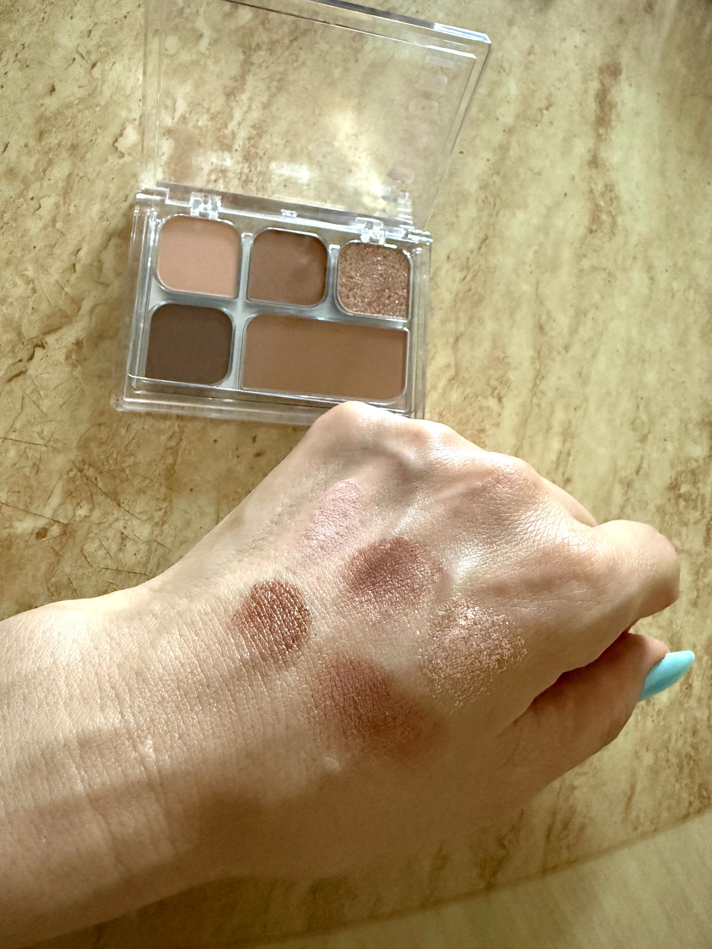 マイモーメントアイパレット/COSNORI/アイシャドウパレットを使ったクチコミ(1枚目)