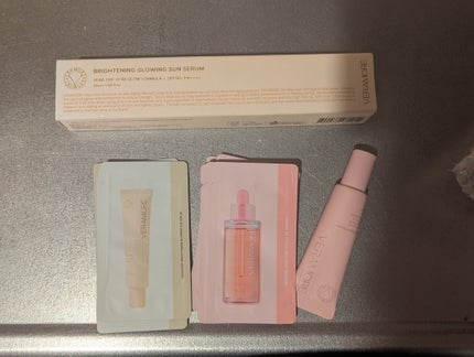 VERAMORE BRIGHTENING GLOWING SUN SERUM/VERAMORE/日焼け止めローションを使ったクチコミ(1枚目)