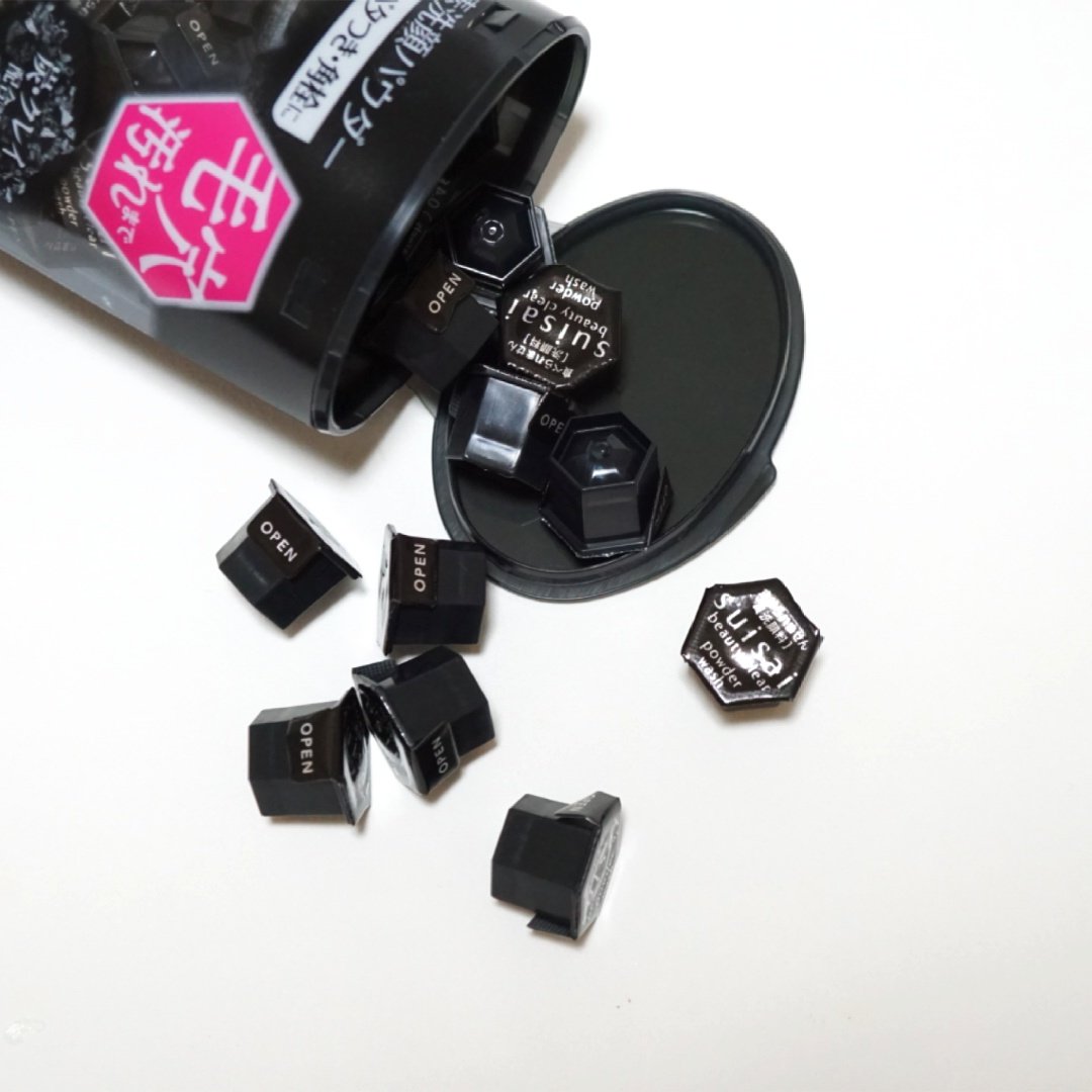 スイサイ ビューティクリア ブラック パウダーウォッシュ/suisai/洗顔パウダーを使ったクチコミ（1枚目）