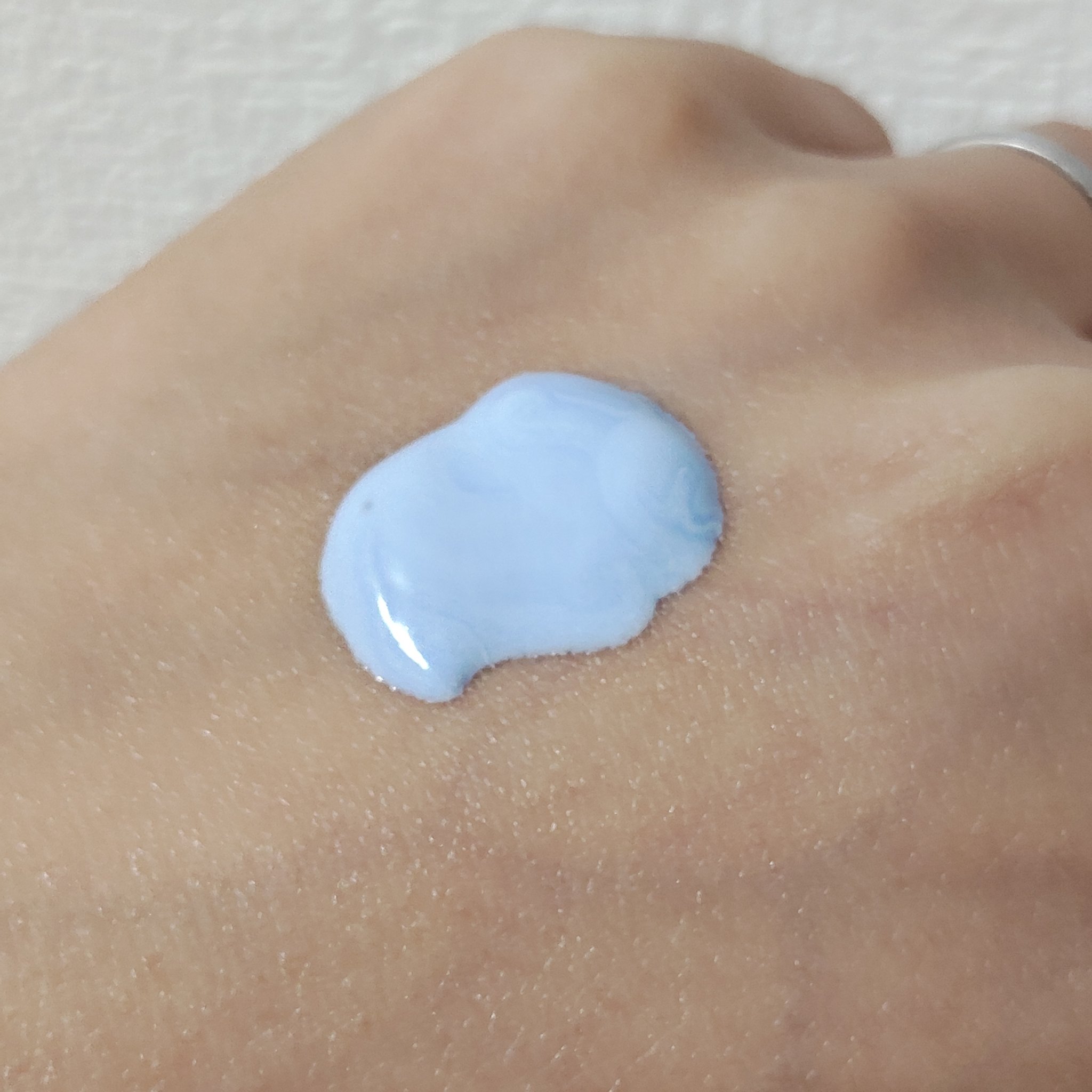 ディオール スノー UV ベース SPF50/ PA+++/Dior/ベースメイクを使ったクチコミ（2枚目）