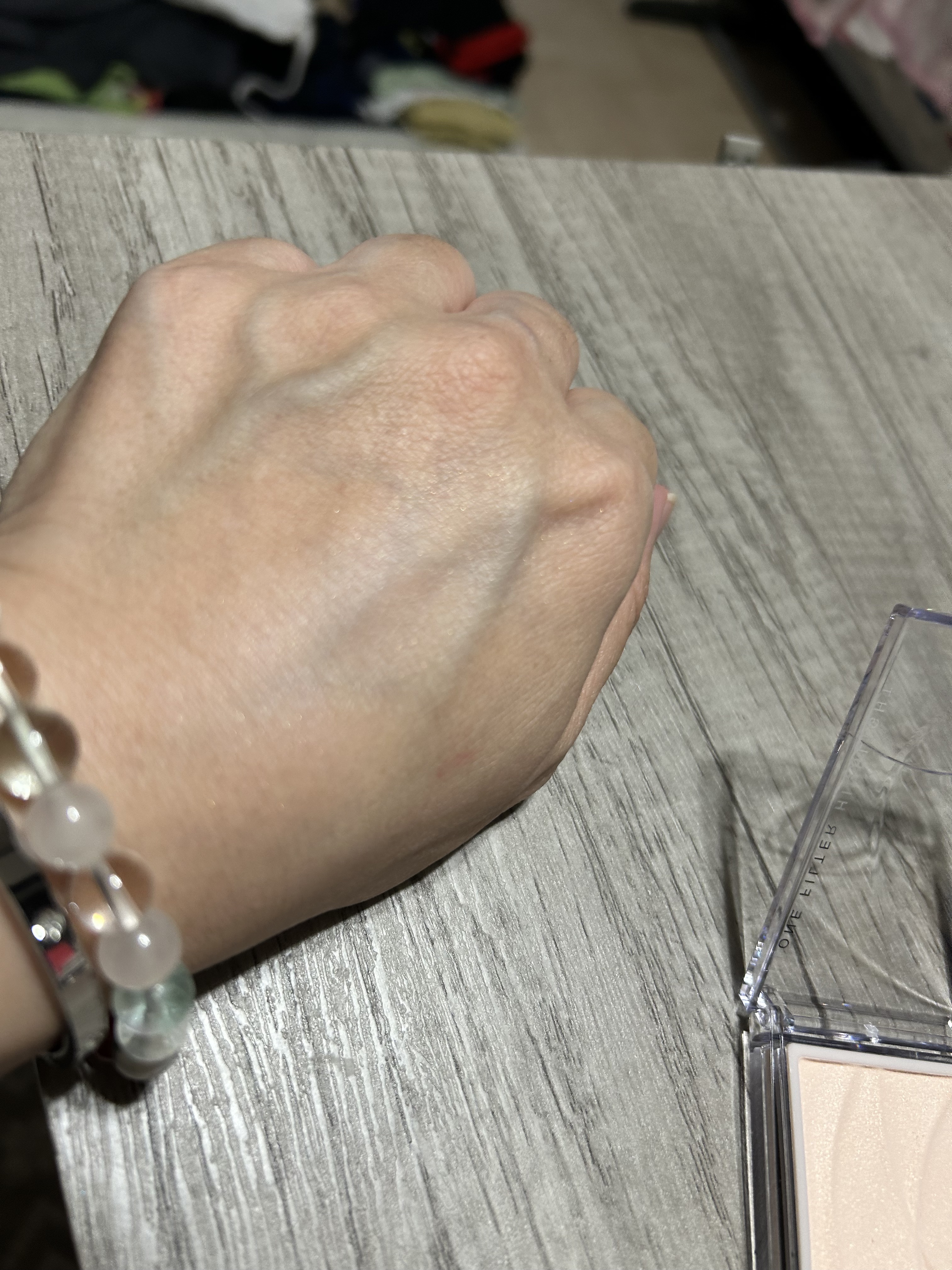 トーンフィルターハイライト/CEZANNE/パウダーハイライトを使ったクチコミ（3枚目）