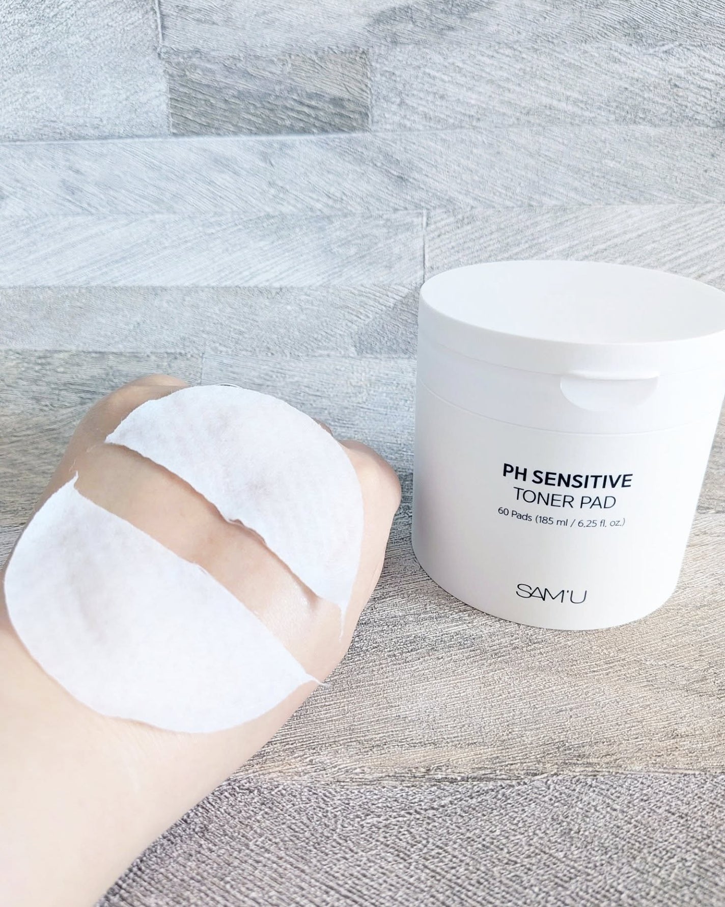 rieð°ãã©ãã100 on LIPS ãð«§ãµãã¥å
¬åŒã¢ã³ããµããŒç¬¬ïŒïŒåŒŸð«§ãµãã¥æ§ããð@samu_j..ãïŒ4æç®ïŒ