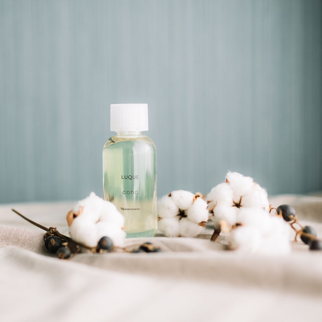 美顔器「LUMIE」と拭き取り化粧水「ルクエ コンク」の2品をプレゼント 美顔器「LUMIE」と拭き取り化粧水「ルクエ コンク」の2品をプレゼント