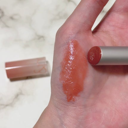 グラスティングメルティングバーム 05 ヌガーサンド(Nougat Sand)/rom&nd/リップバームの画像