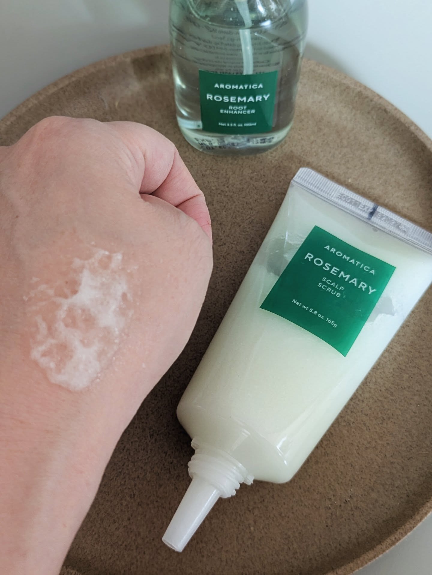 ローズマリールートエンハンサー/AROMATICA/頭皮ローションを使ったクチコミ（3枚目）