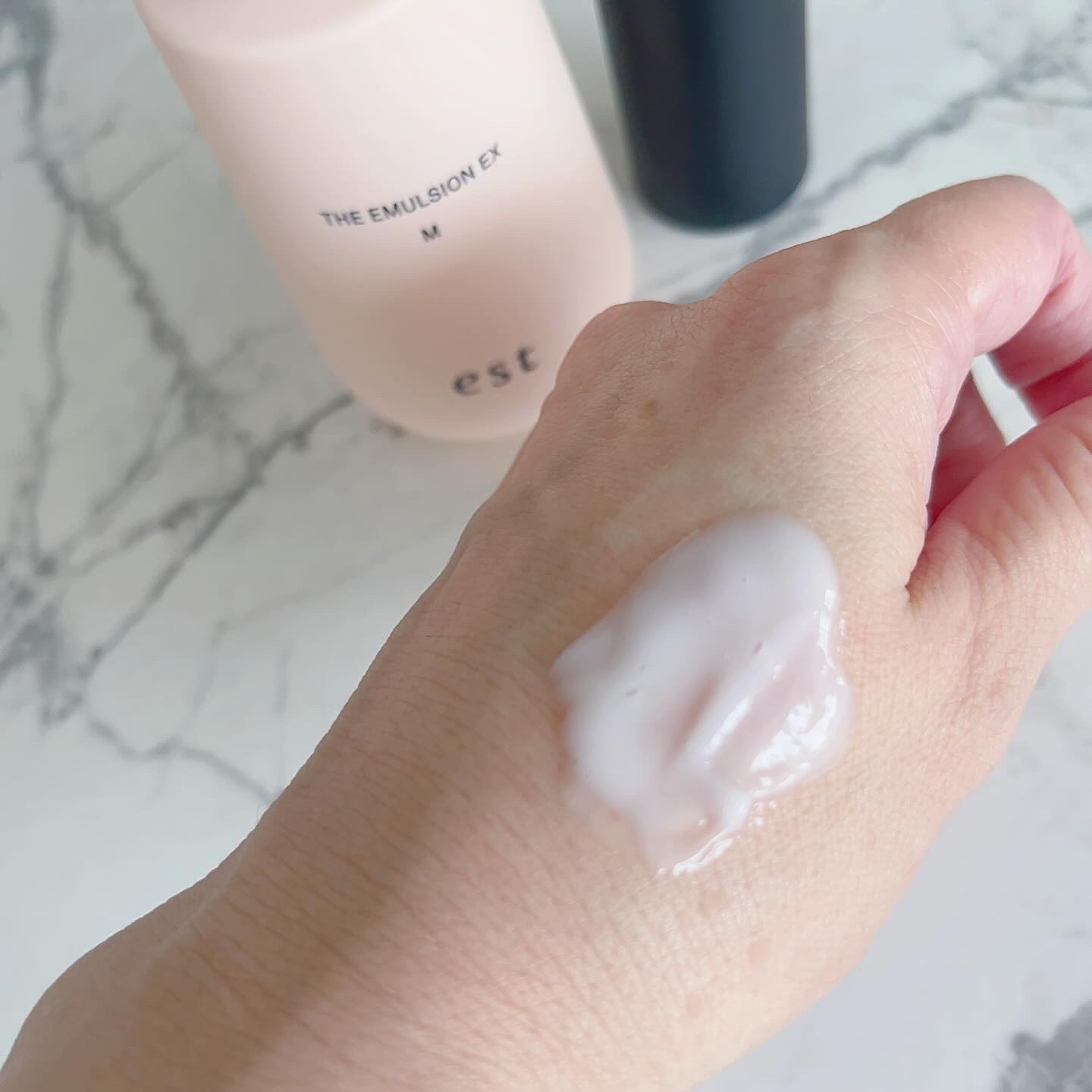エスト ザ エマルジョン EX Mタイプ/est/乳液を使ったクチコミ（3枚目）