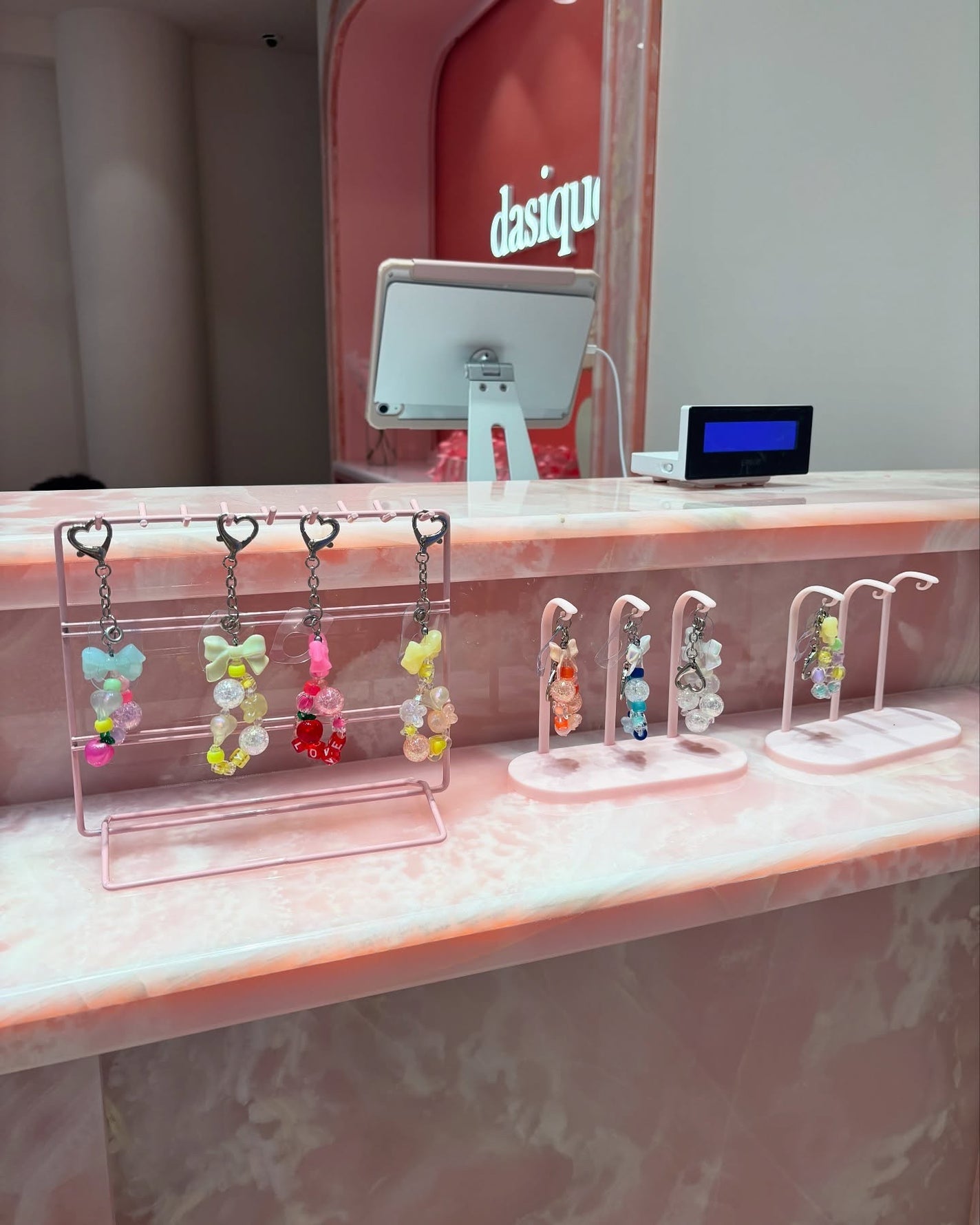 ジューシーデューイグロウティント/dasique/リップティントを使ったクチコミ(8枚目)