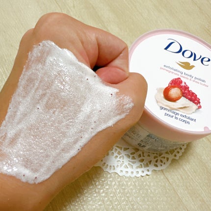 ダヴ ふわとろクリーミースクラブ ザクロ&シアバター/ダヴ/ボディスクラブを使ったクチコミ(5枚目)