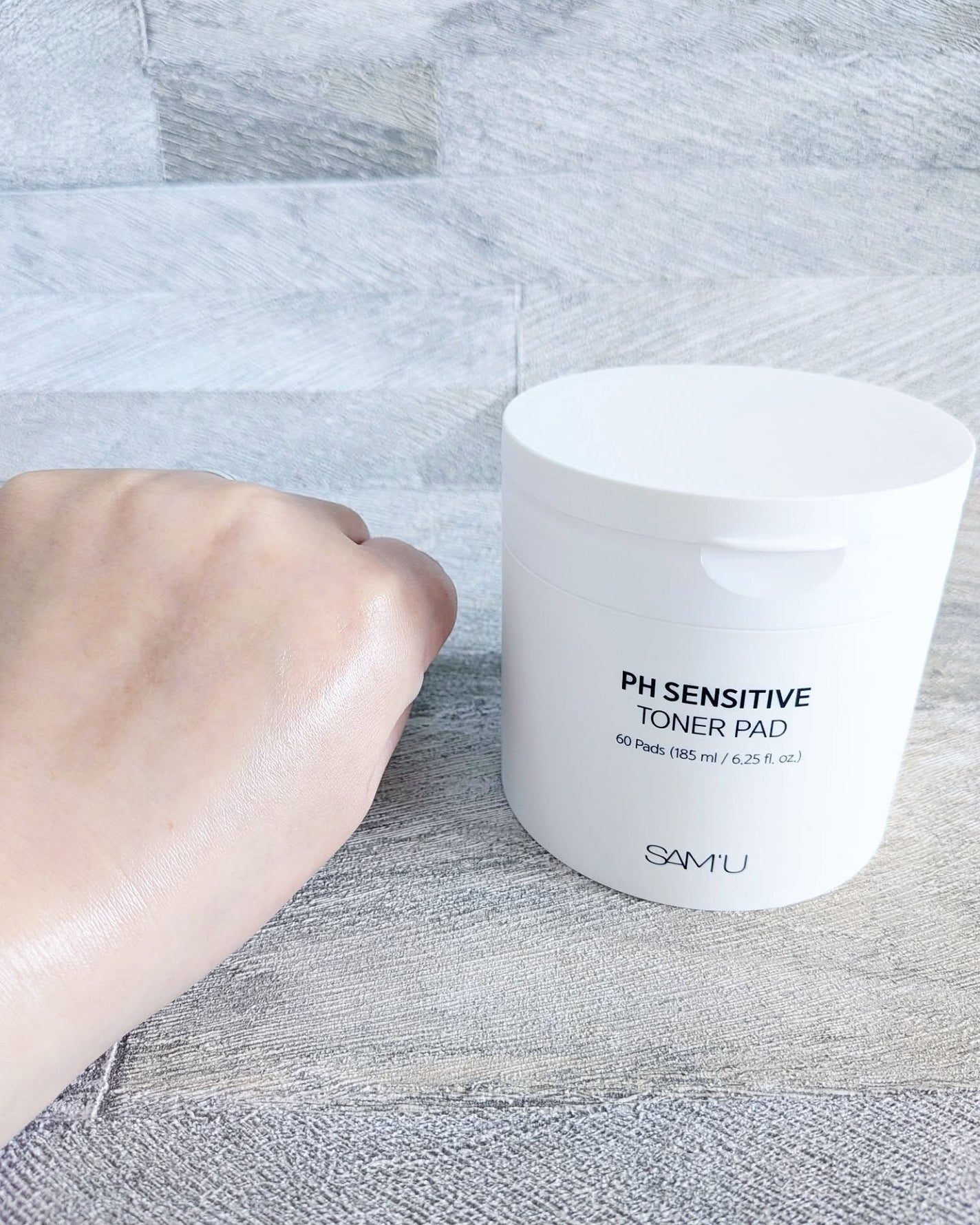 rieð°ãã©ãã100 on LIPS ãð«§ãµãã¥å
¬åŒã¢ã³ããµããŒç¬¬ïŒïŒåŒŸð«§ãµãã¥æ§ããð@samu_j..ãïŒ6æç®ïŒ