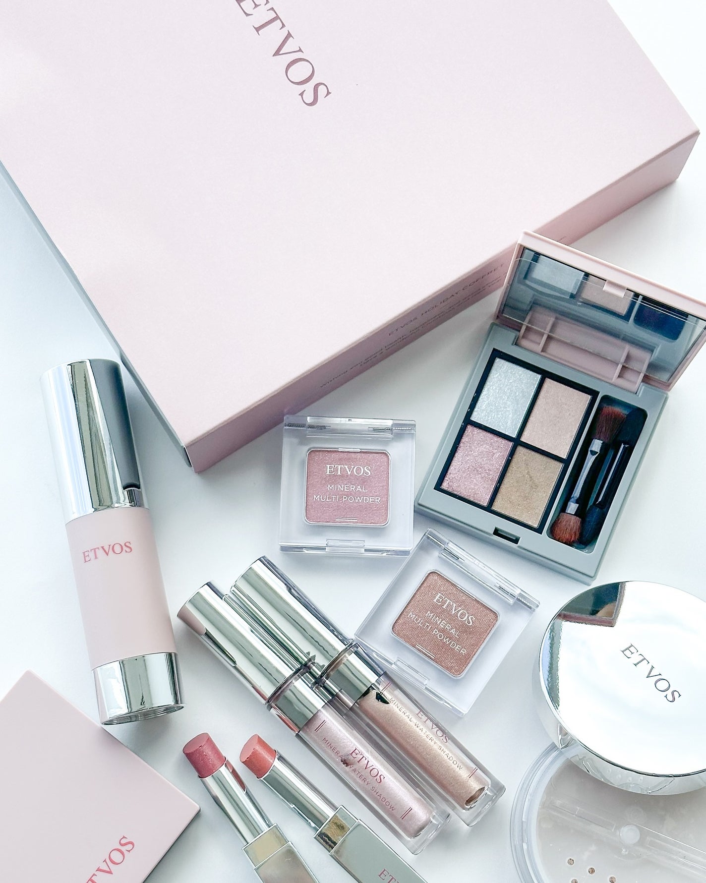 ミネラルシアールージュ/エトヴォス/口紅を使ったクチコミ(1枚目)