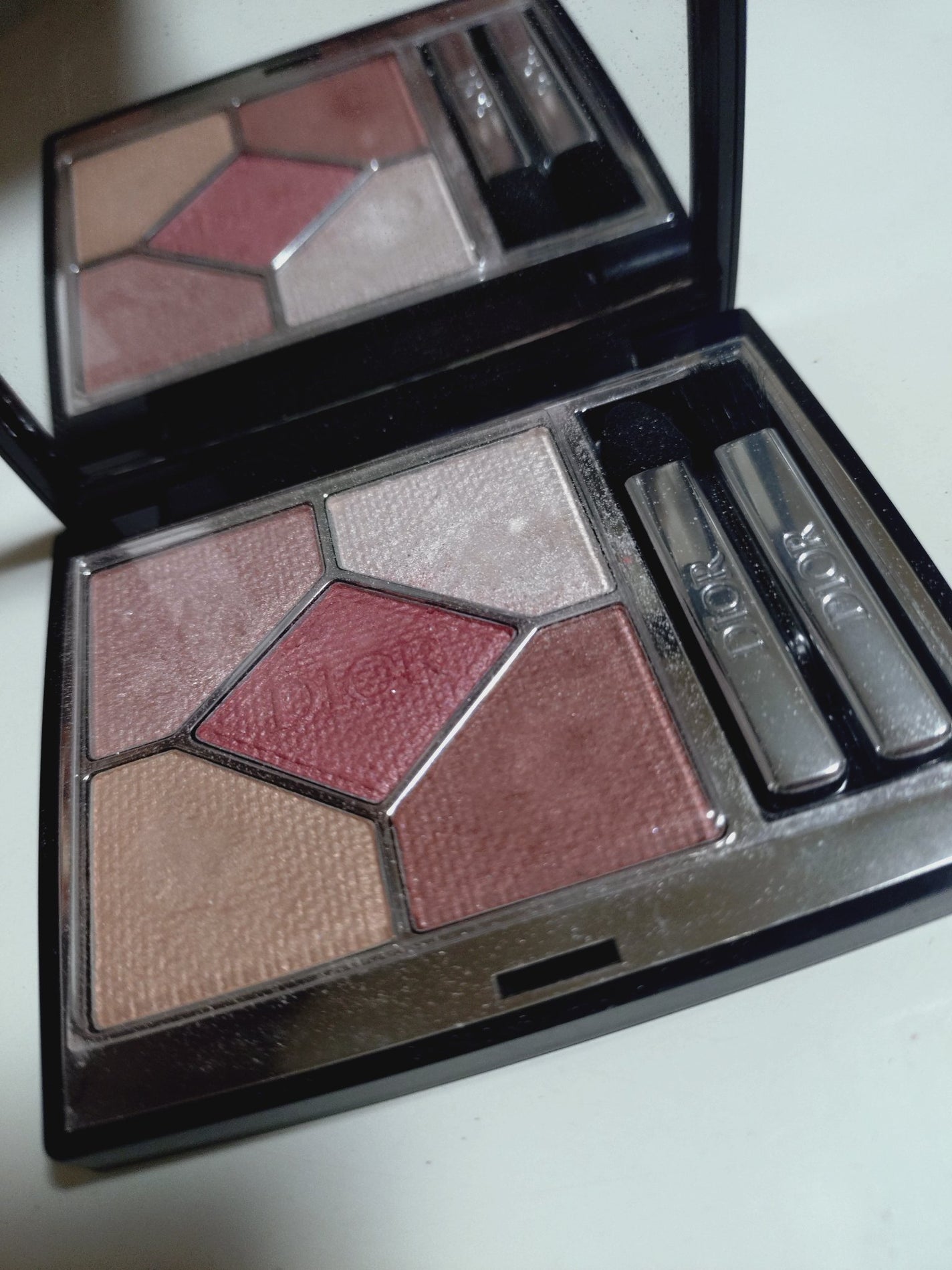 【旧】ディオールショウ サンク クルール (スプリング コレクション 2024 限定品)/Dior/アイシャドウを使ったクチコミ(1枚目)