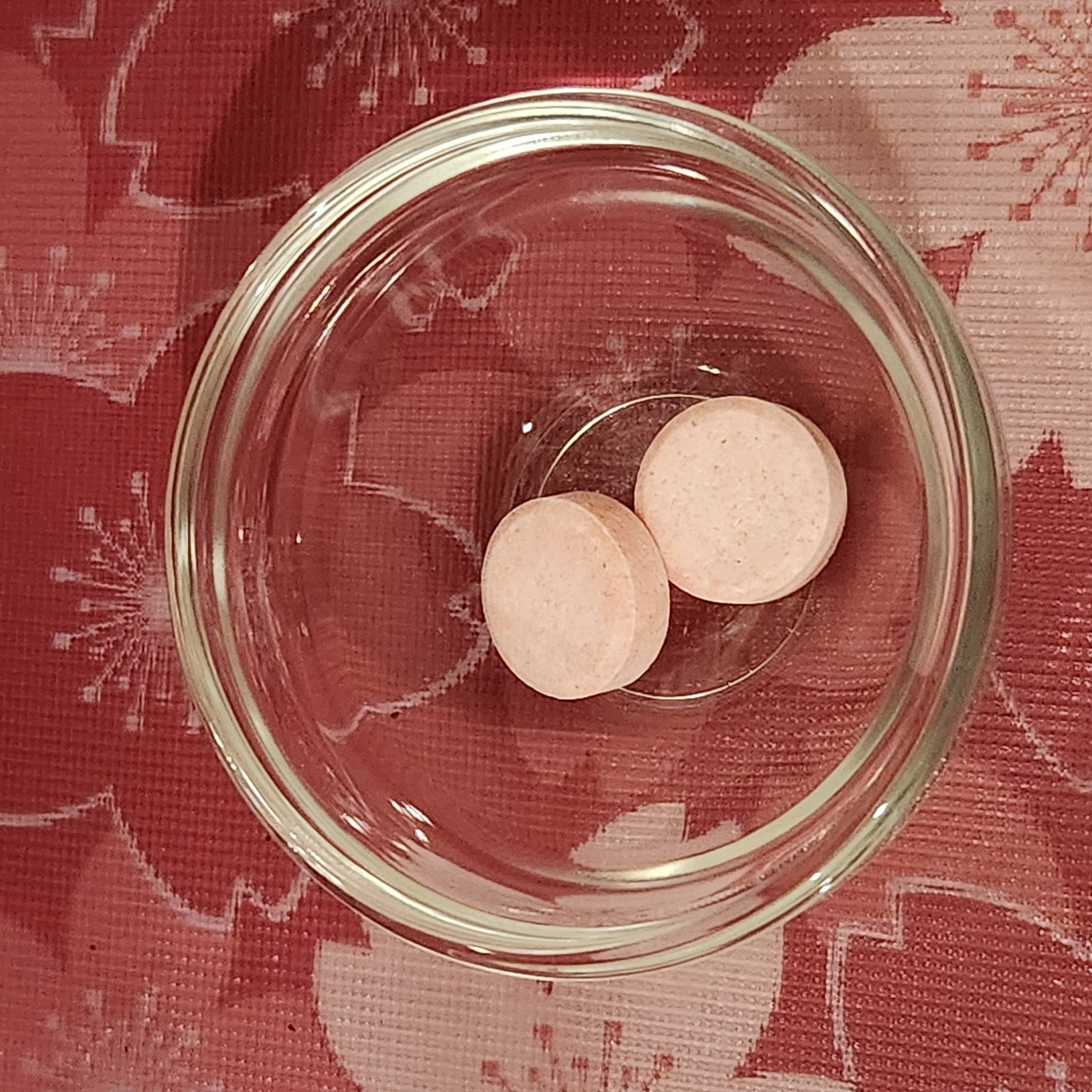 UHA味覚糖 瞬間サプリ　鉄のクチコミ「最近SNSでも何かと話題の鉄！

私は元々貧血気味で、体力も全くなく、

めまい立ちくらみを頻.....」（2枚目）