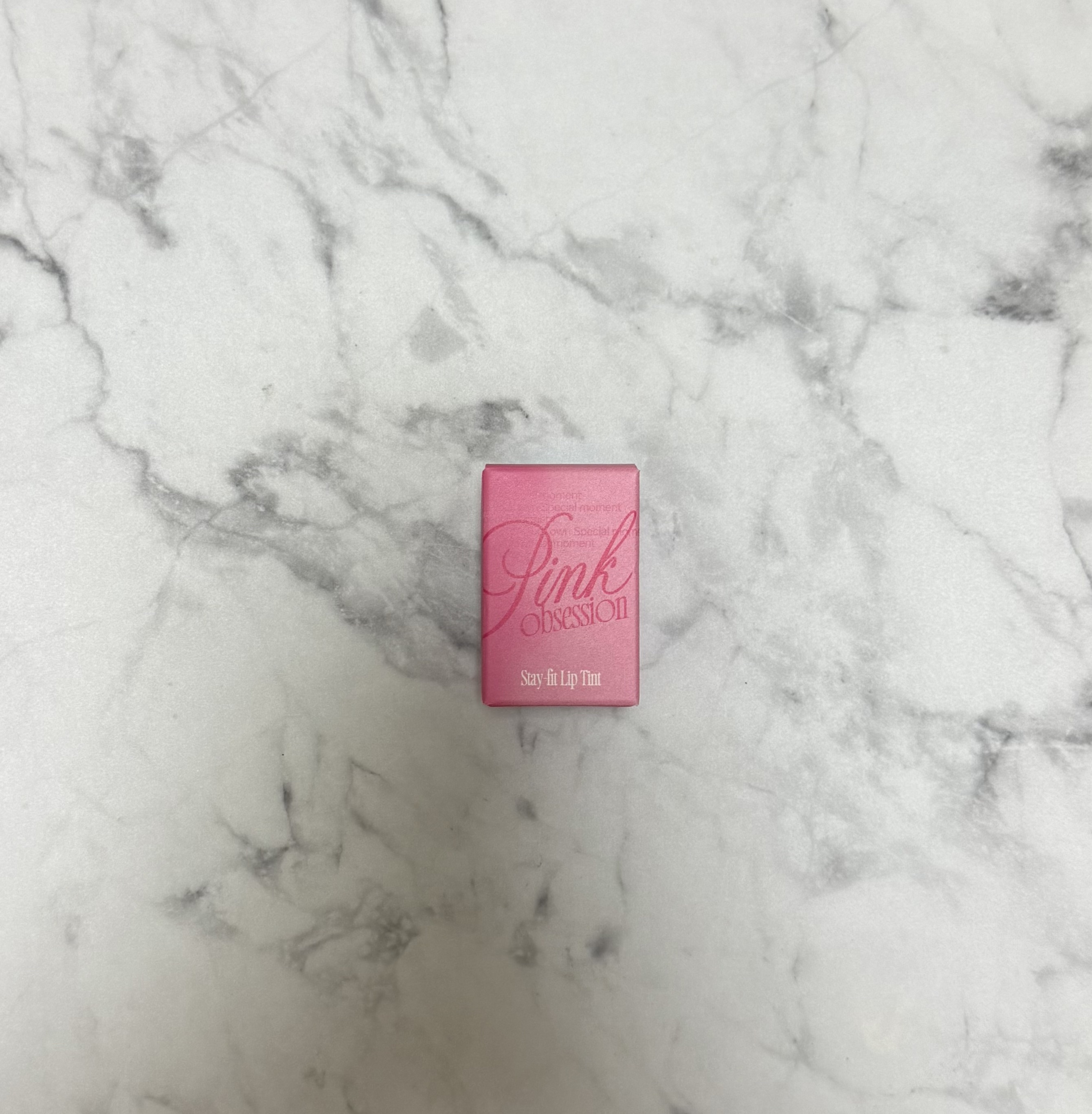 フィー ピンクオブセッションステイフィットティント/fwee/リップティントを使ったクチコミ（1枚目）
