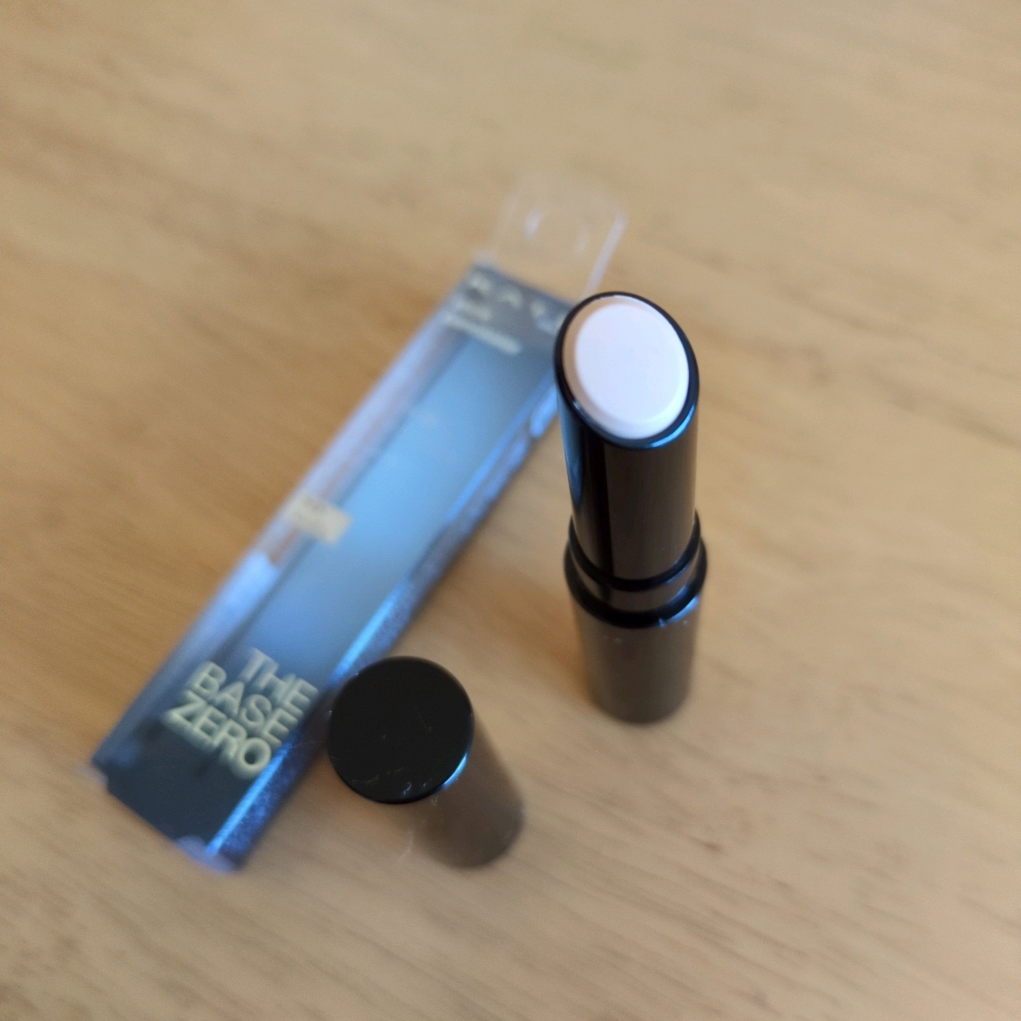 スティックコンシーラーA ライトベージュ/KATE/スティックコンシーラーを使ったクチコミ（2枚目）