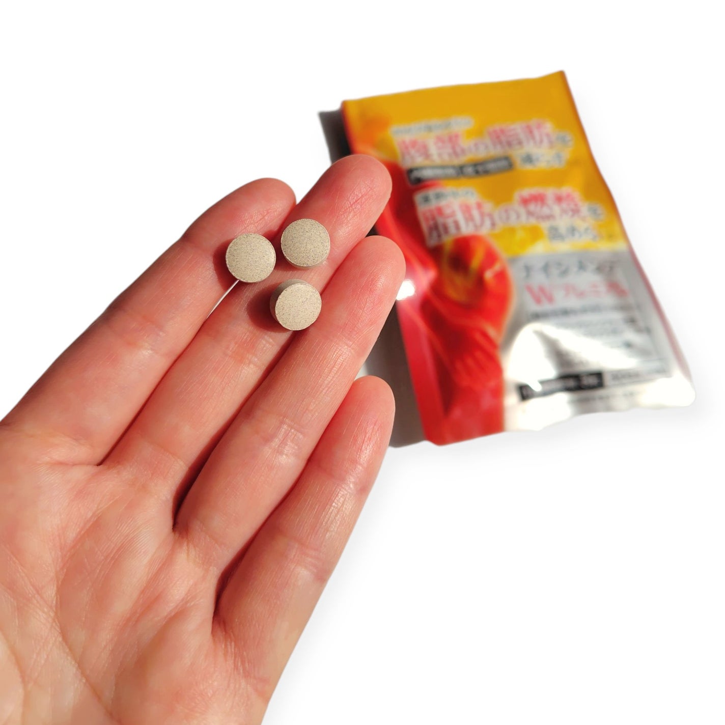 たみ →→フォロバ on LIPS 「ナイシメンテWプレミアム \運動中の脂肪燃焼を高める& ..」(3枚目)