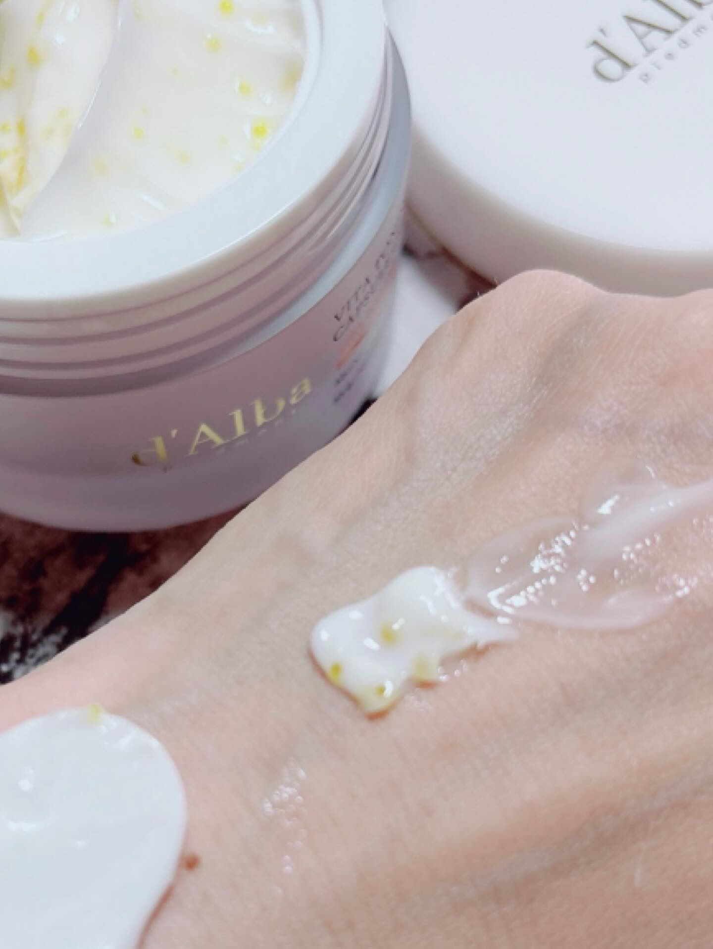 ビタトーニングカプセルクリーム/ダルバ/フェイスクリームを使ったクチコミ（3枚目）