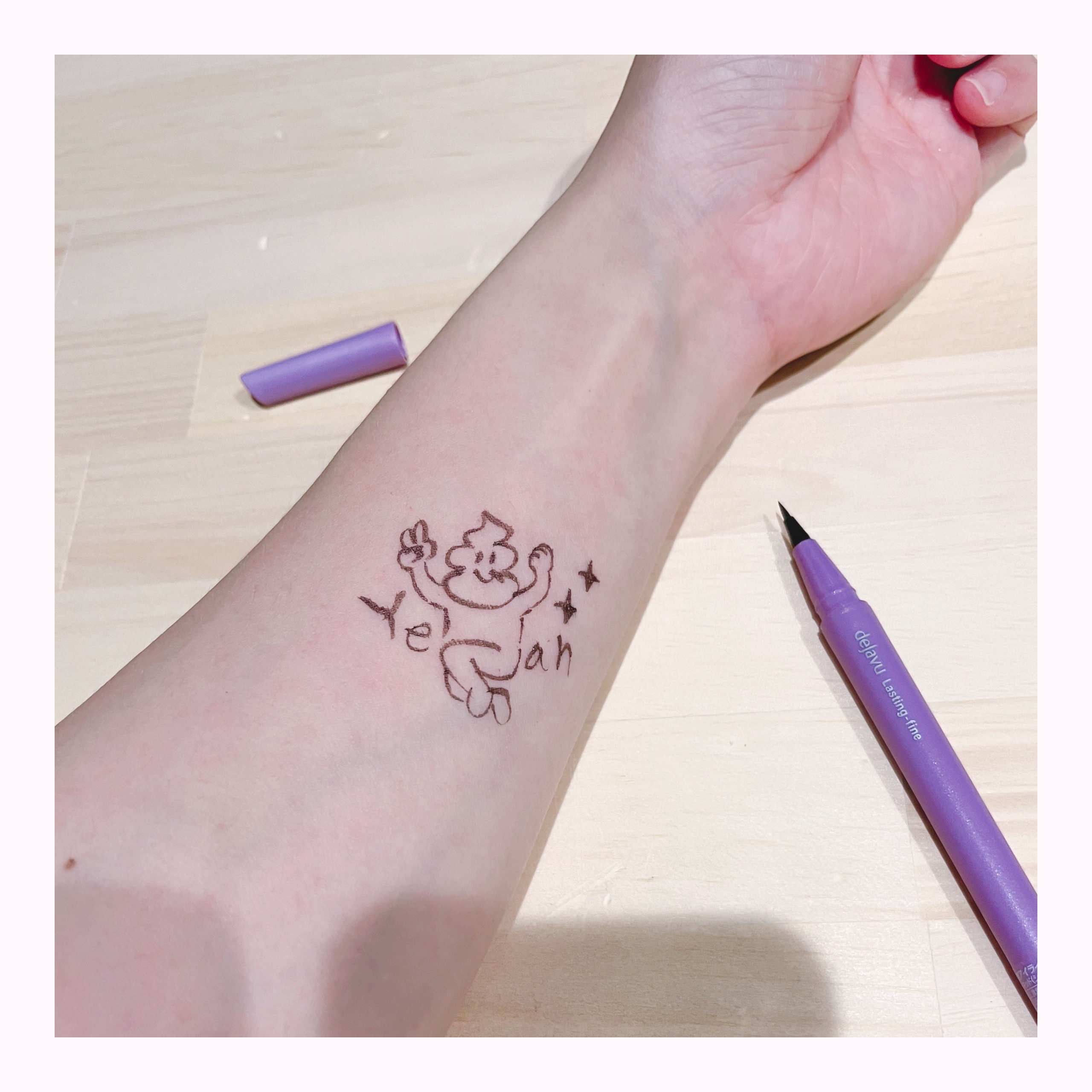 「密着アイライナー」ショート筆リキッド ブラックブラウン/デジャヴュ/リキッドアイライナーを使ったクチコミ（2枚目）