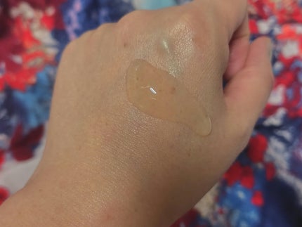 LUNASOL テンダーハグ バームオイルクレンジングのクチコミ「LUNASOL🌿
テンダーハグ バームオイルクレンジング
精油の良い香り
乳化しなくて良.....」(3枚目)