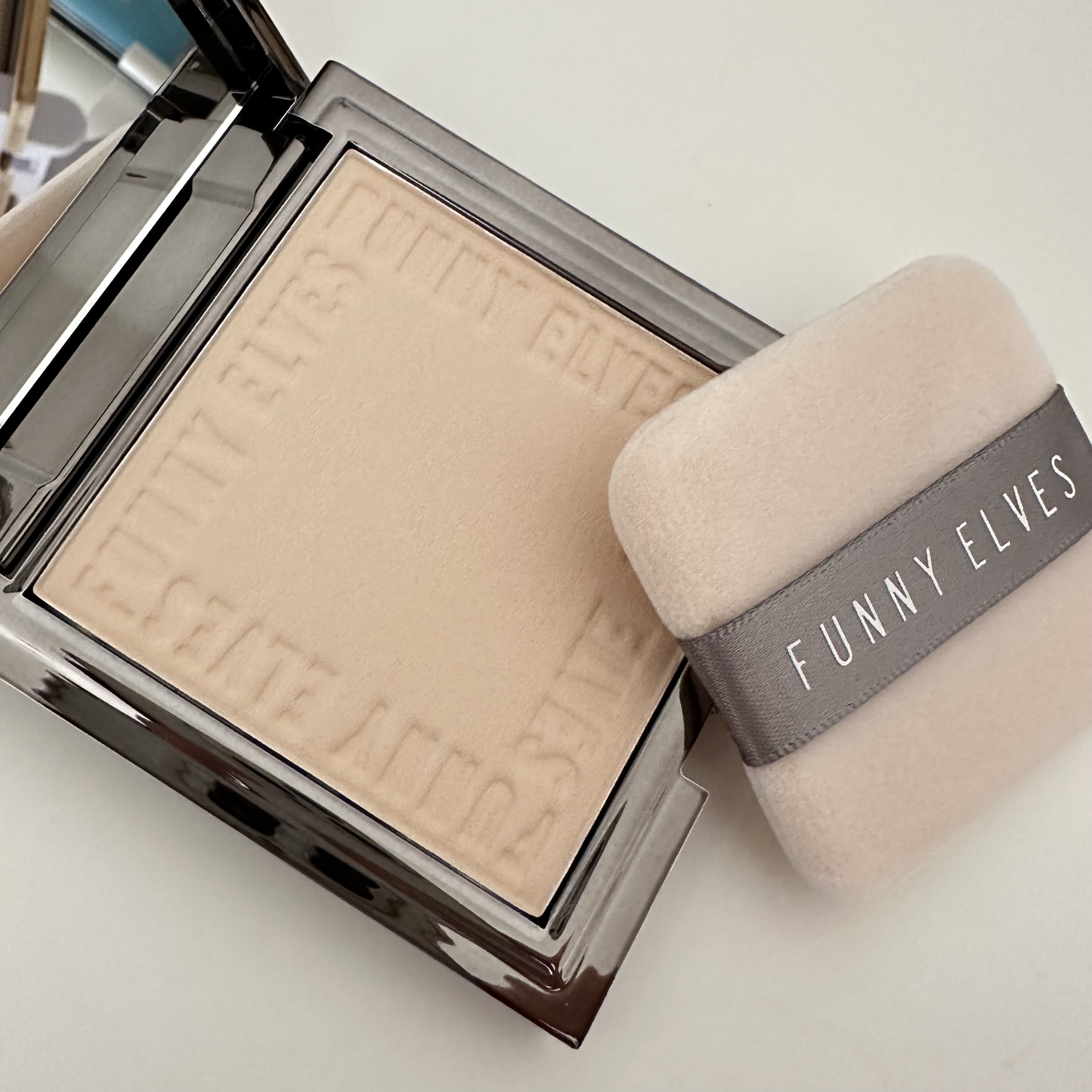 ソフトマットプレストパウダー/FUNNY ELVES方里/プレストパウダーを使ったクチコミ（3枚目）