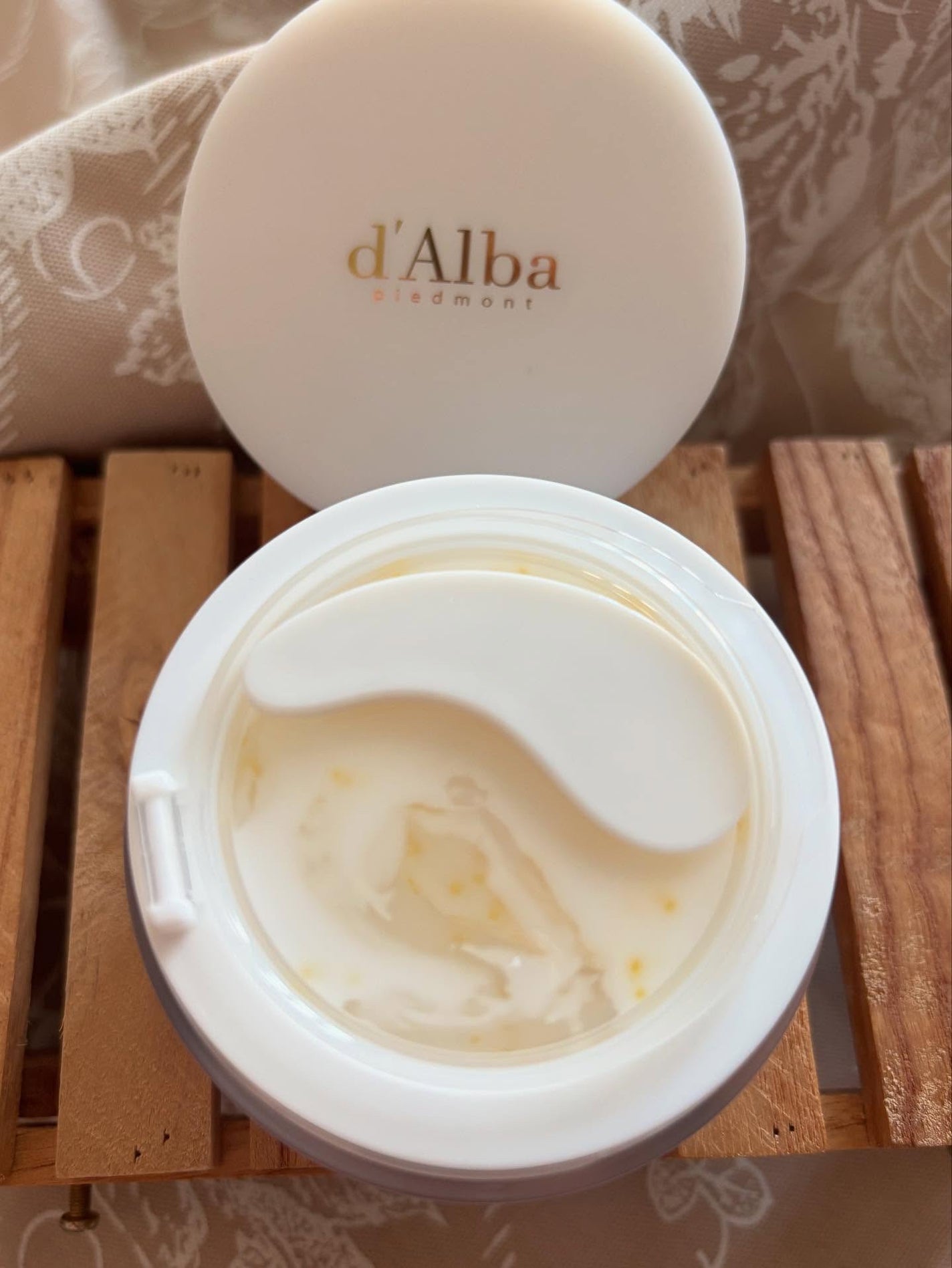 ビタトーニングカプセルクリーム/ダルバ/フェイスクリームを使ったクチコミ(5枚目)