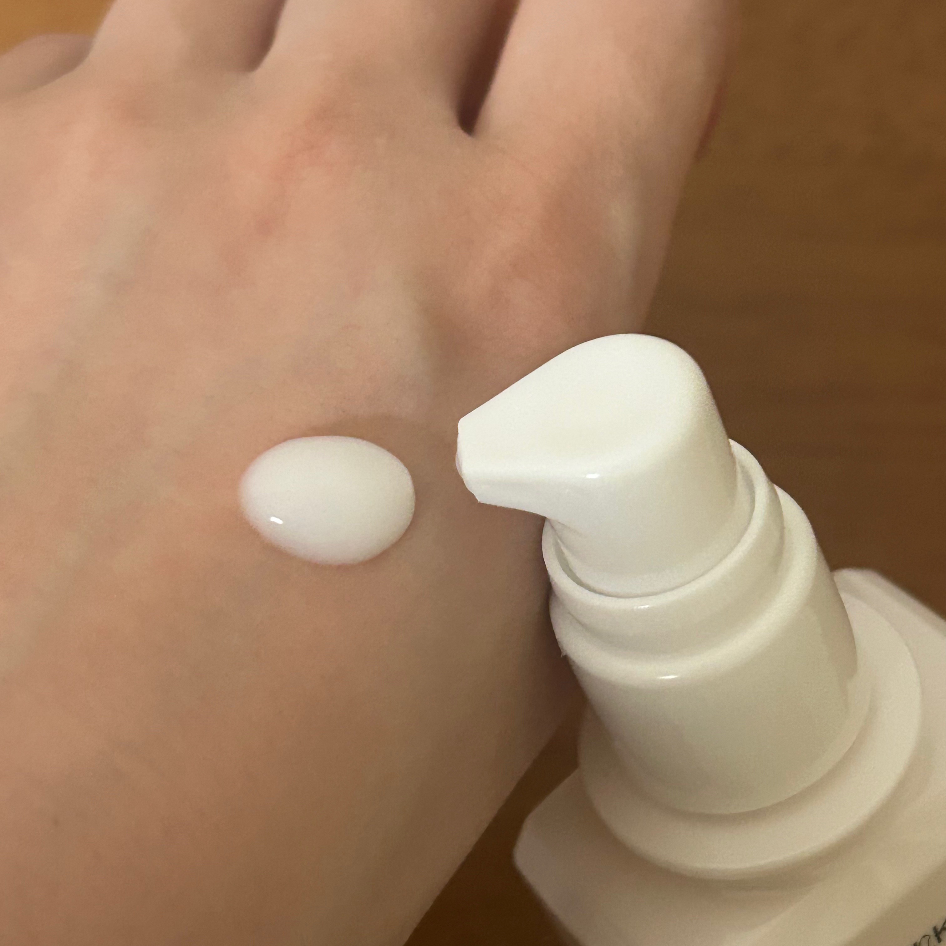 モイストヴェール ヘアミルク＜無香料＞/MILK./ヘアミルクを使ったクチコミ（2枚目）