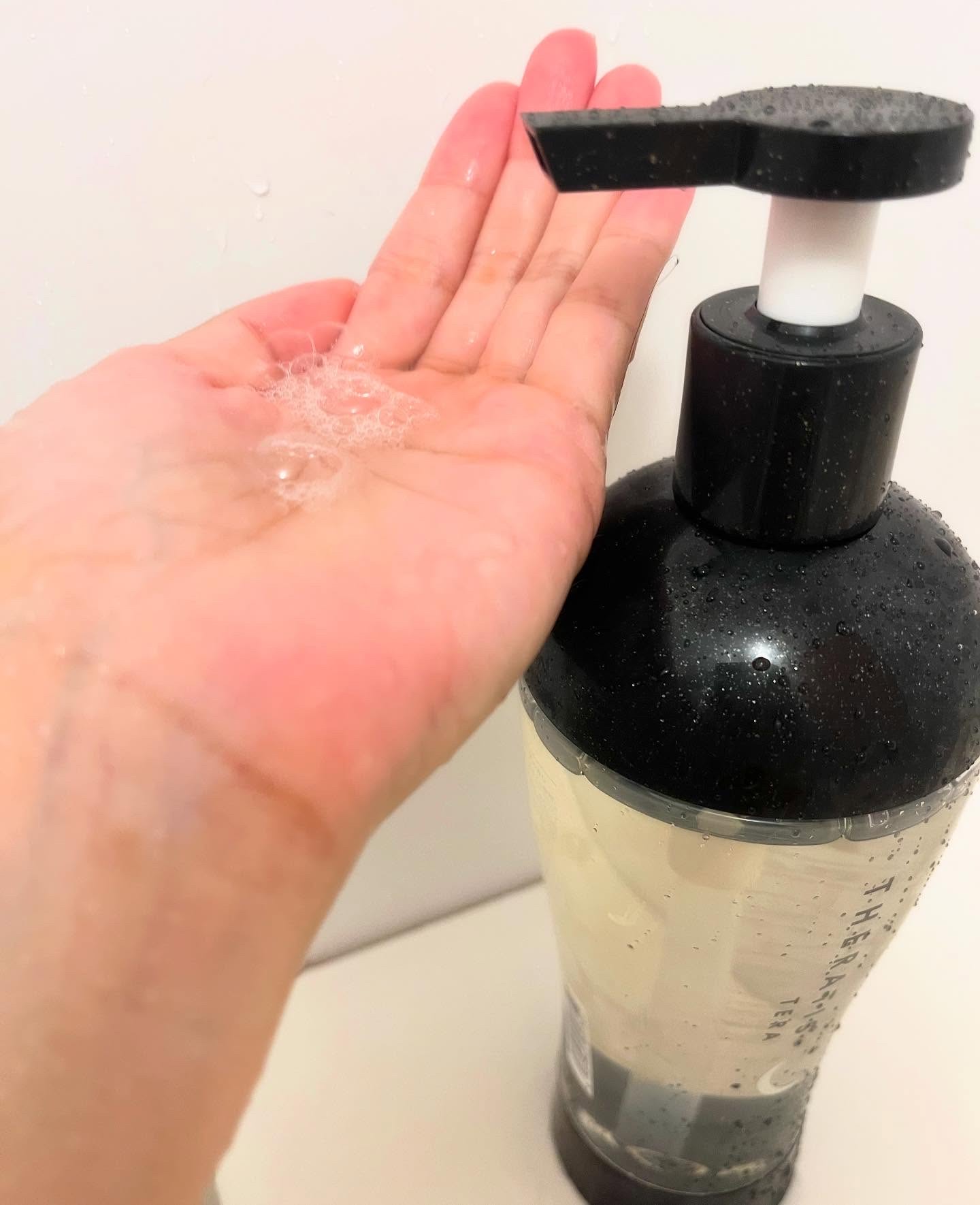 セラティス テラ プレミアム EX ナイト モイスト シャンプー/ヘアトリートメント/THERATIS/市販シャンプーを使ったクチコミ（2枚目）