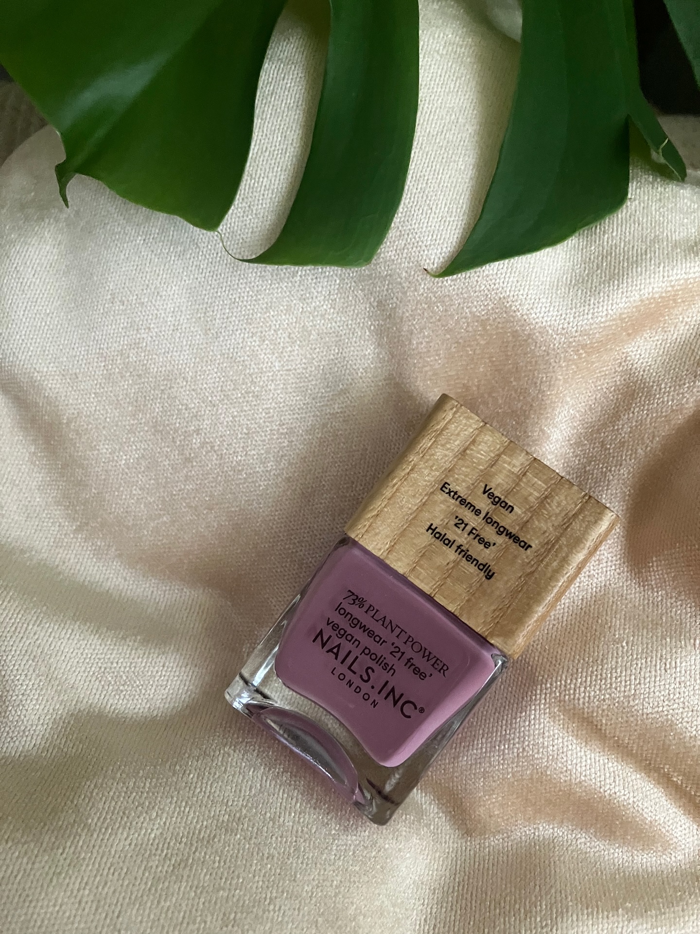 プラント パワー ネイルポリッシュ/nails inc./マニキュアを使ったクチコミ（2枚目）