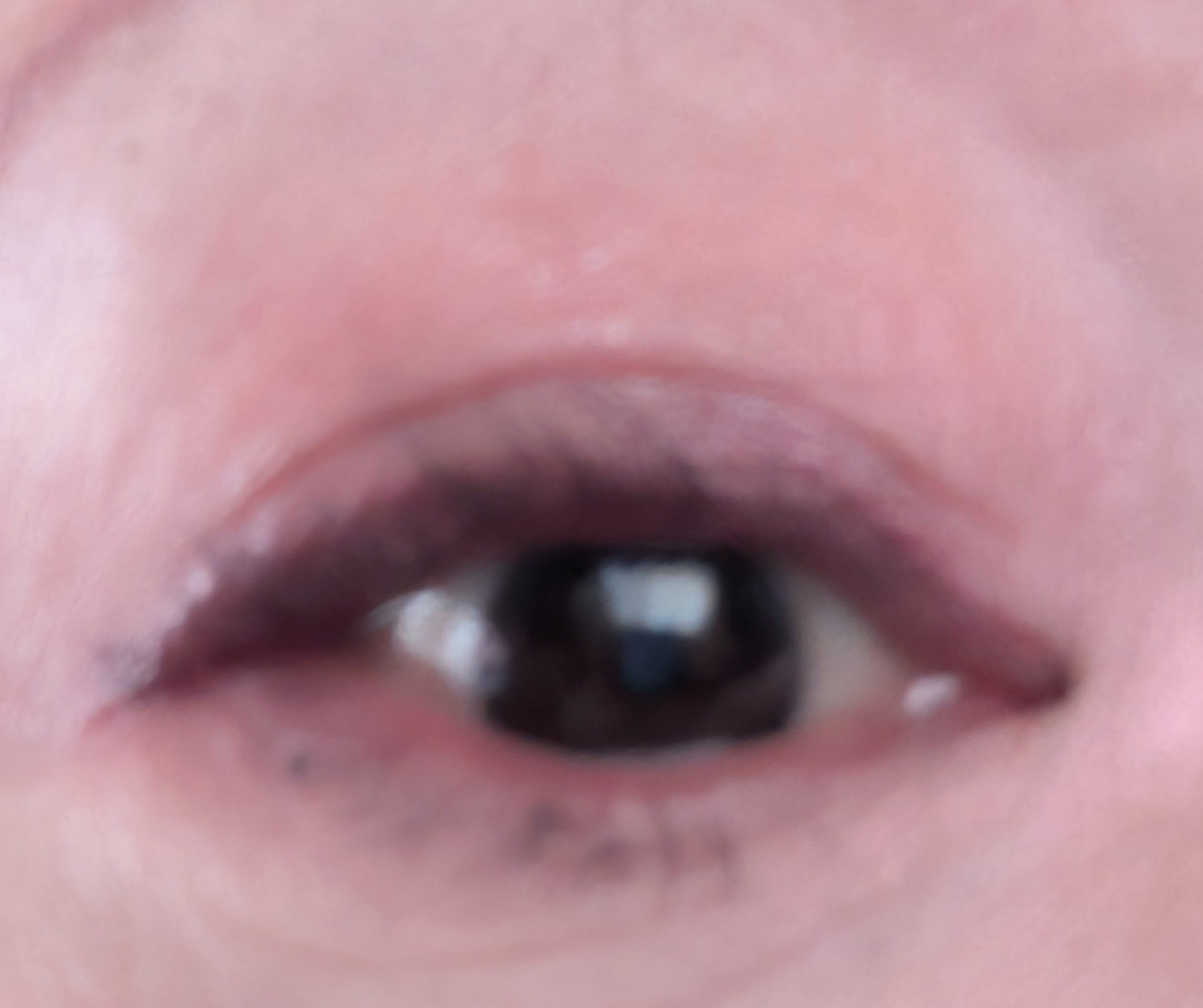 クレヨンタッチミー メタリックアイライナー/キャンドゥ/ペンシルアイライナーを使ったクチコミ（2枚目）