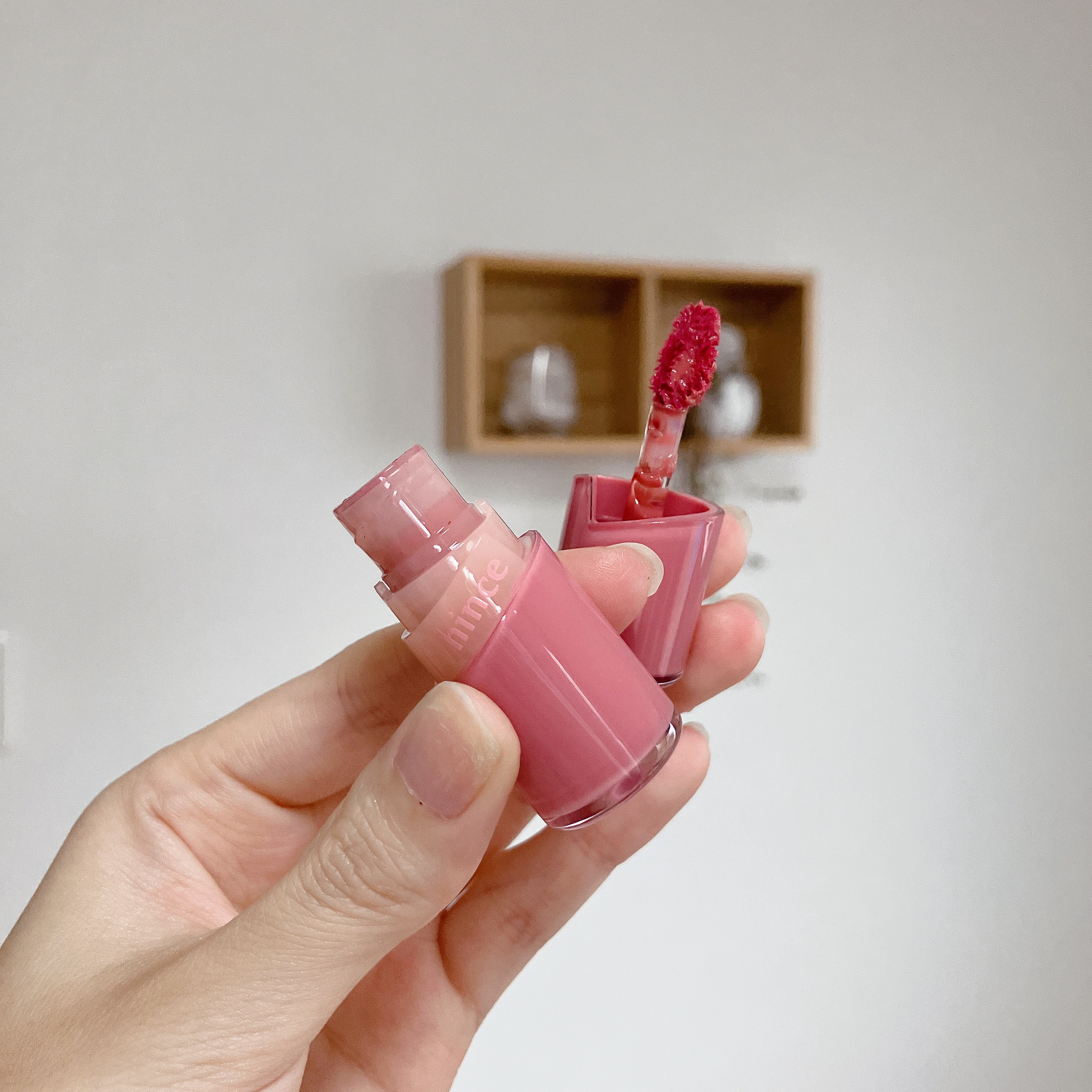 ロウグロウジェルティント R018 レアピーチ（ミニ）/hince/リップティントを使ったクチコミ（2枚目）