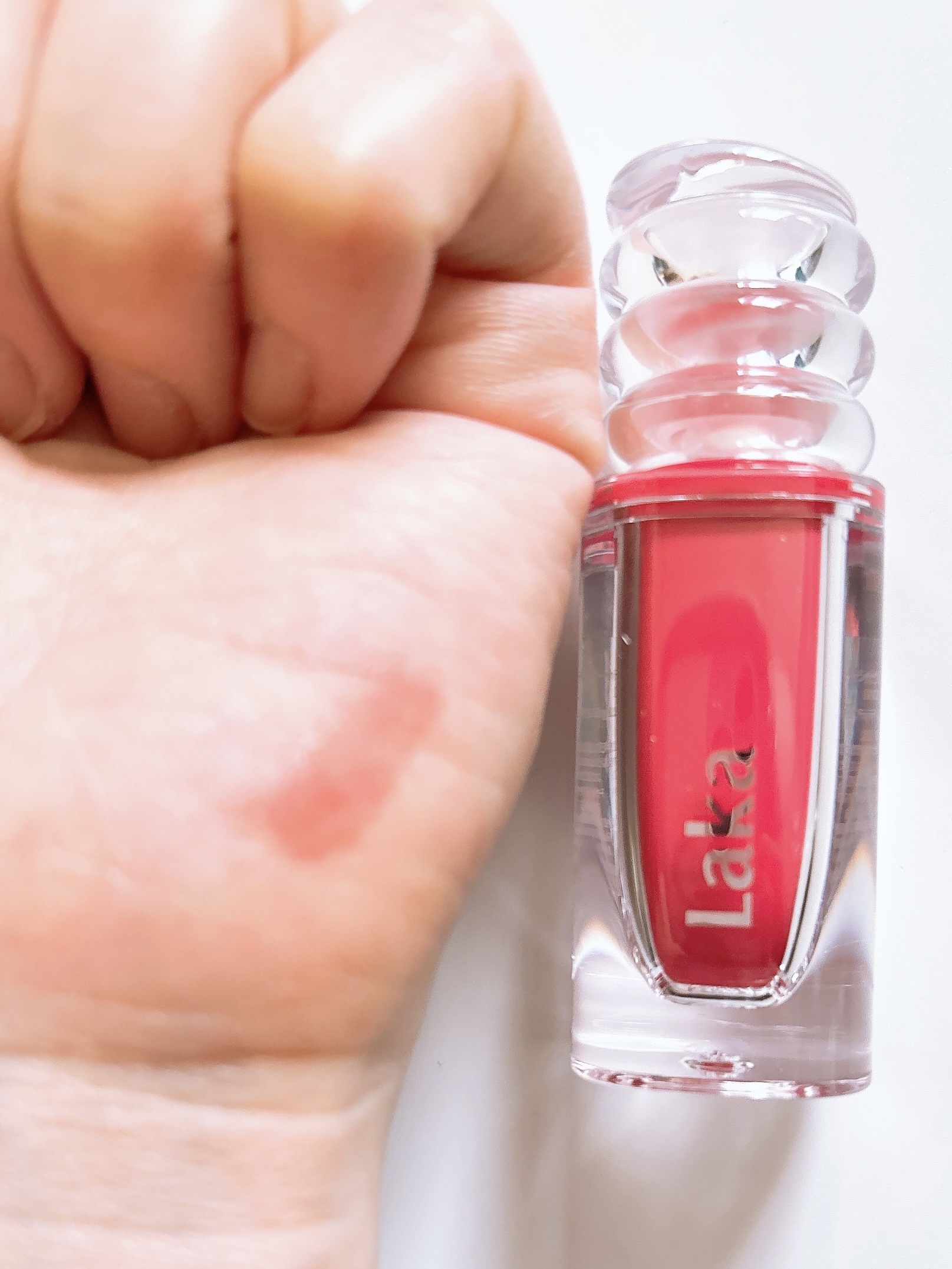 ラカ　マキシグレイヤーティント ＃611　オンリー/Laka/リップティントを使ったクチコミ（3枚目）