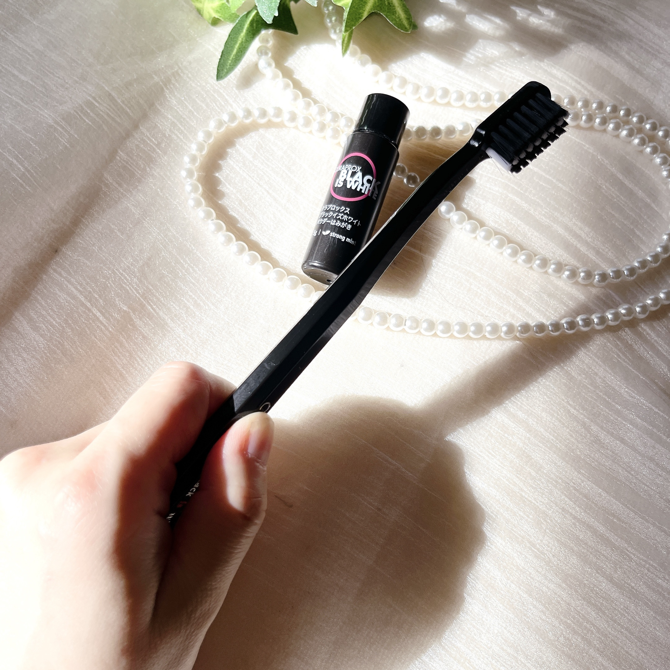 歯ブラシ ブラックisホワイト/CURAPROX/歯ブラシを使ったクチコミ（3枚目）