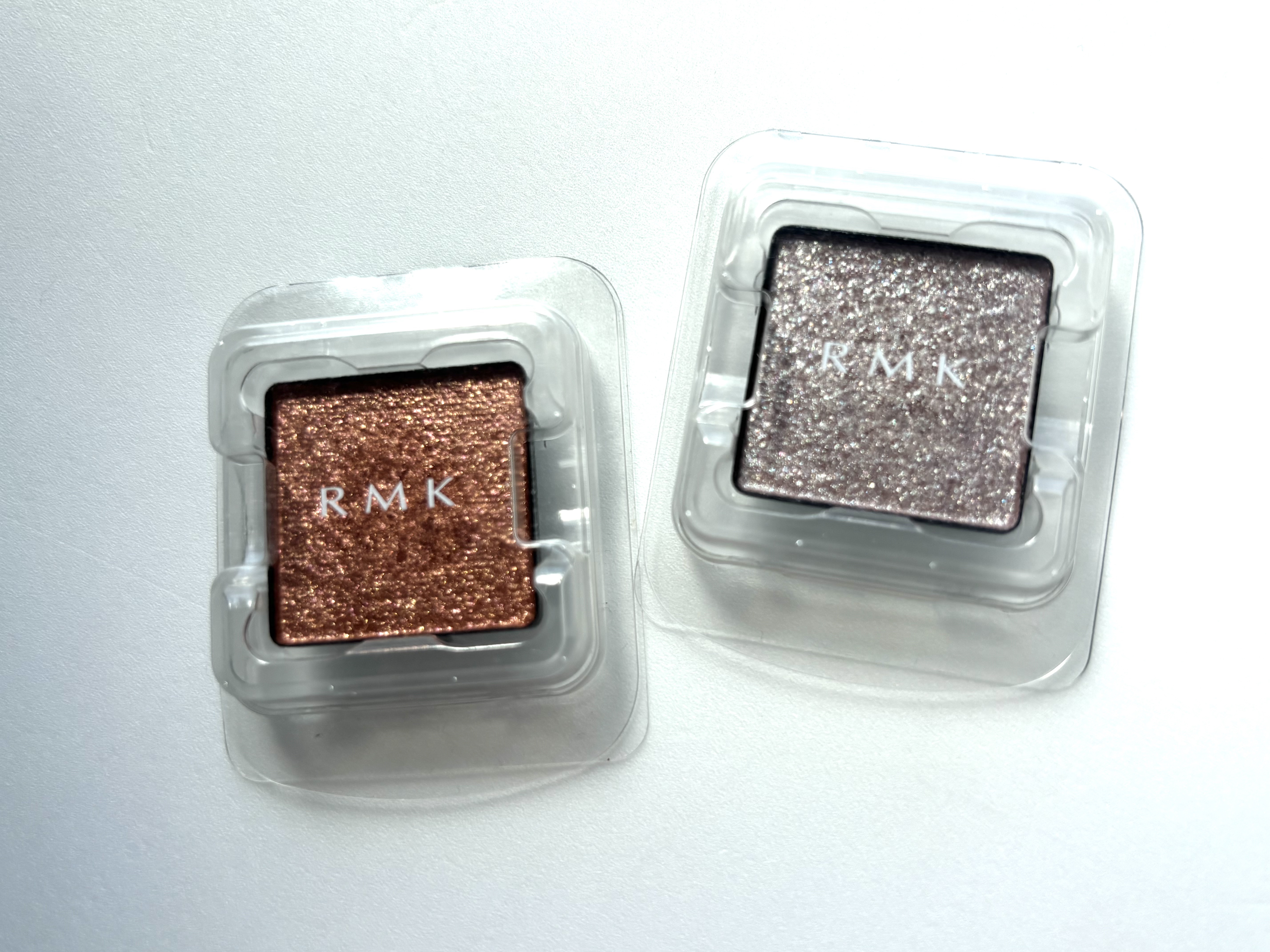 RMK インフィニシェイド シングル アイシャドウ EX-04 ドラゴン ティアー/RMK/単色アイシャドウを使ったクチコミ（2枚目）