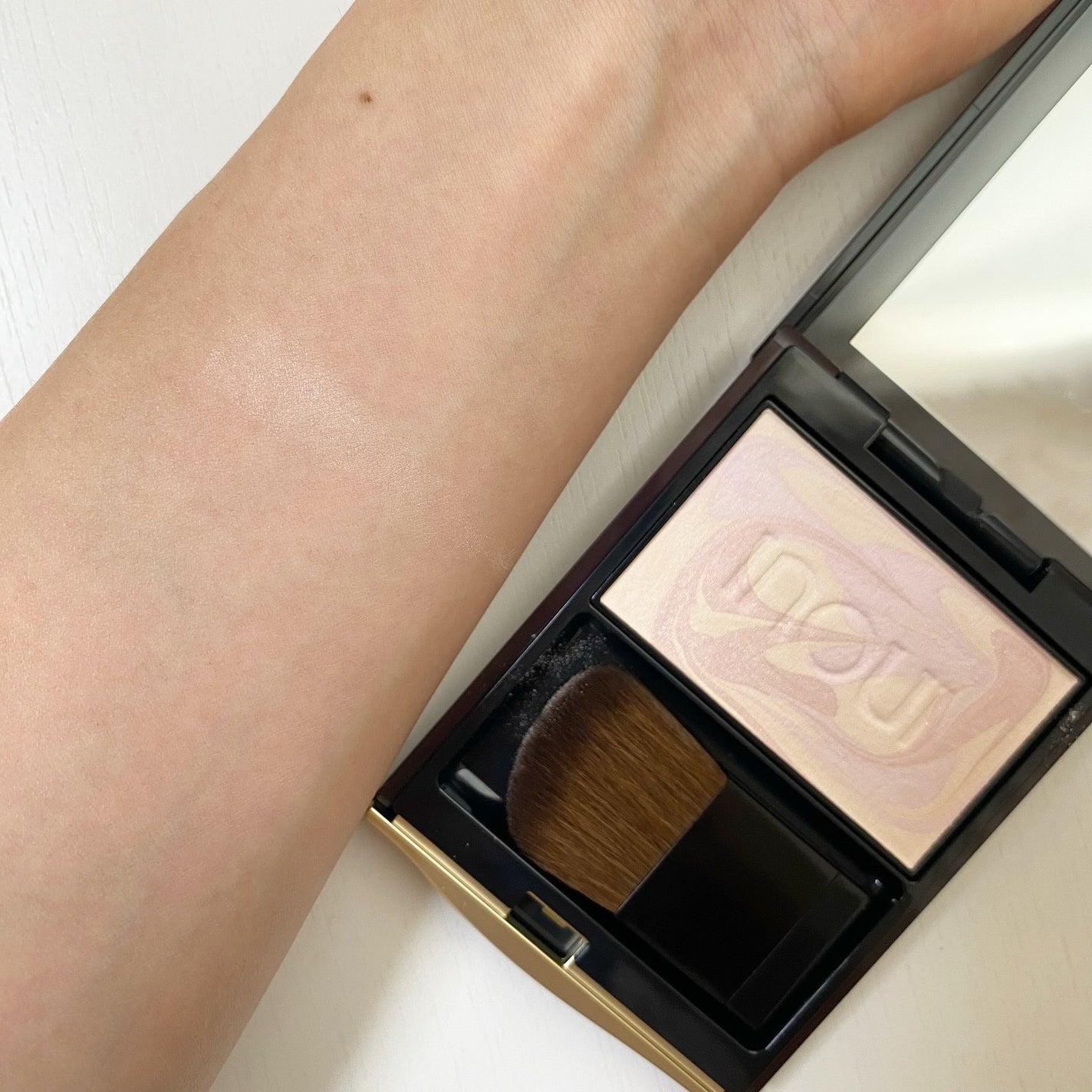 インウイ プレストパウダー/INOUI/プレストパウダーを使ったクチコミ(3枚目)