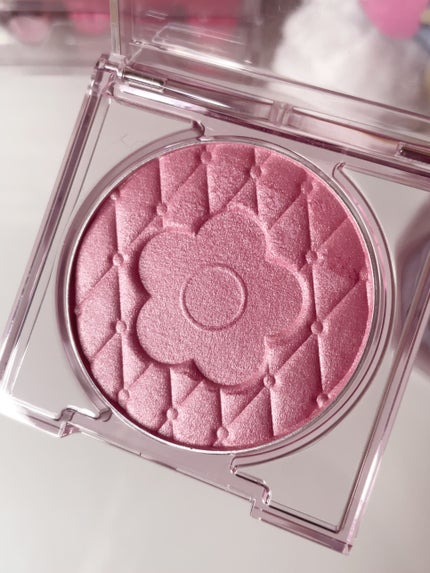 デイジードール パウダー ブラッシュ ブルーム/DAISY DOLL by MARY QUANT/パウダーチークを使ったクチコミ(4枚目)