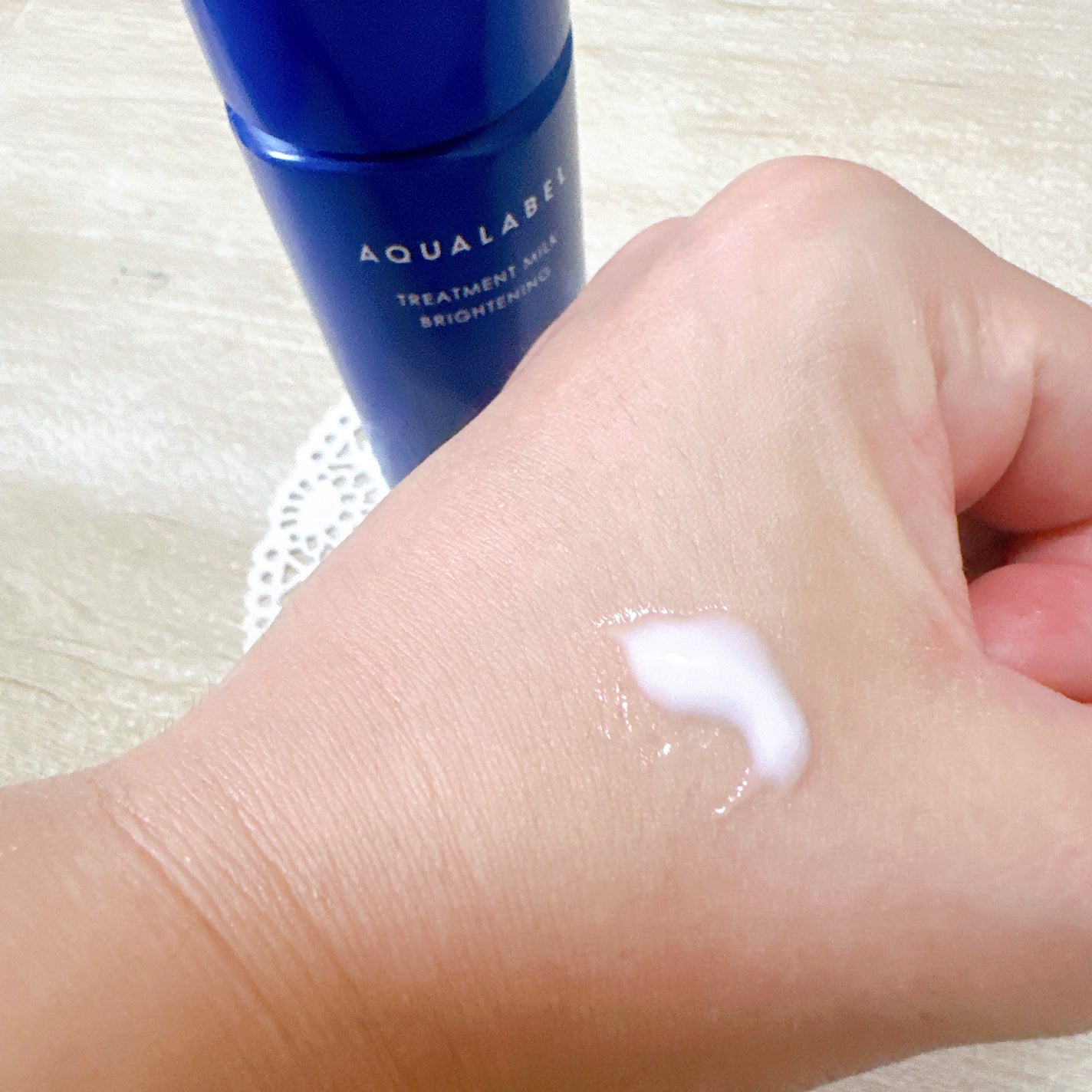 トリートメントミルク(ブライトニング)とてもしっとり/アクアレーベル/乳液を使ったクチコミ(3枚目)