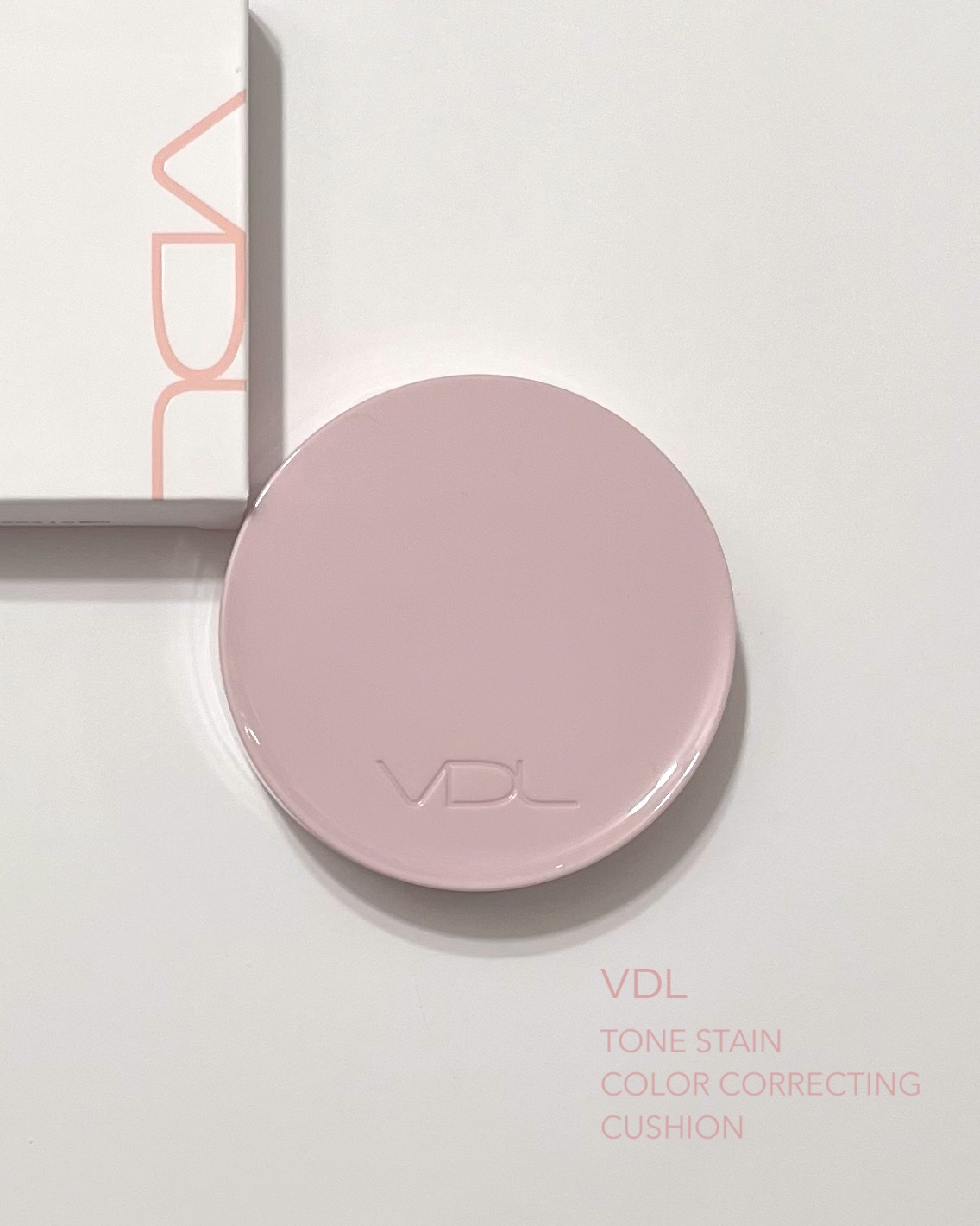 トーンステインカラーコレクティングクッション/VDL/化粧下地を使ったクチコミ（2枚目）