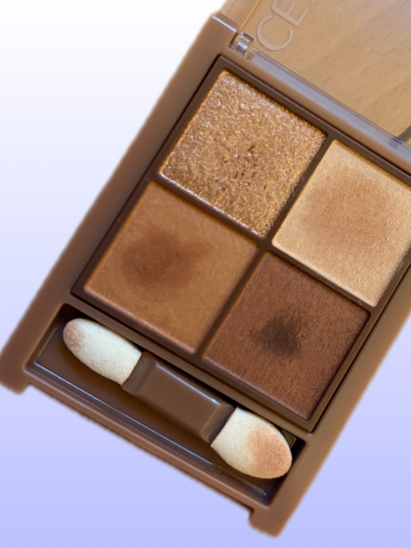 ビタートーンアイシャドウ/CEZANNE/パウダーアイシャドウを使ったクチコミ(1枚目)