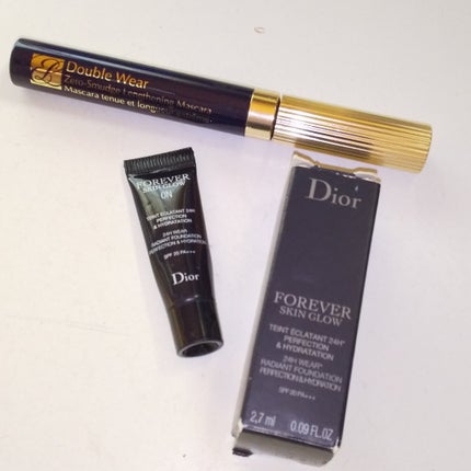 ディオールスキン フォーエヴァー フルイド グロウ 0Wウォーム/Dior/リキッドファンデーションの画像